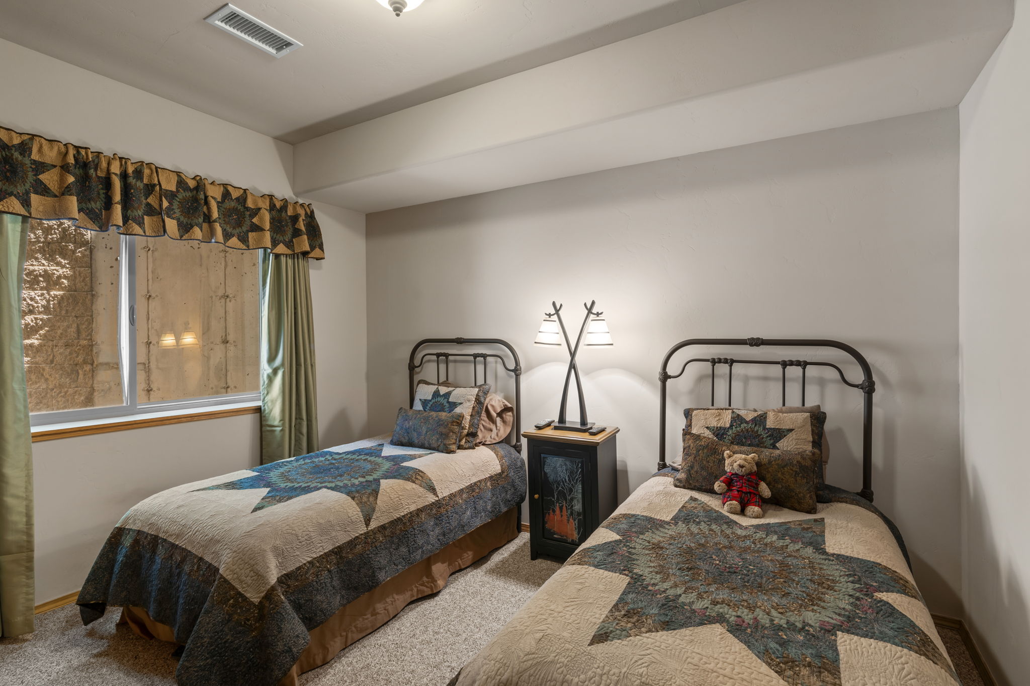  576 High Trails Drive, Durango, CO 81301 - 物件實景