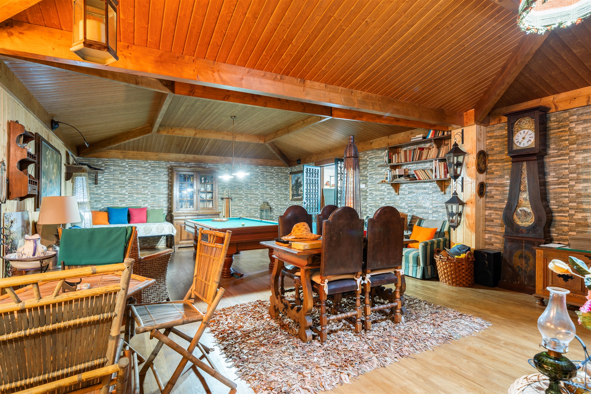  Country Estate, 5 bedrooms, for Sale - 物件實景
