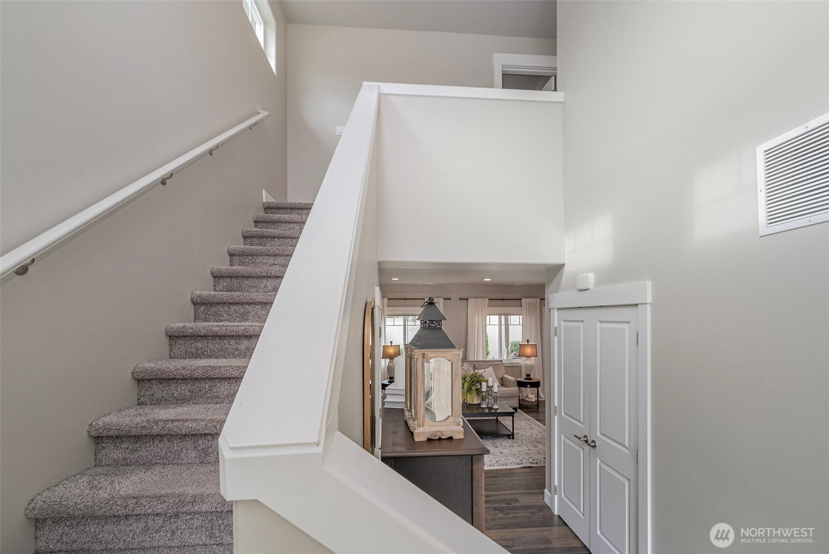 Wenatchee, Washington, 98801, United States, 3 Bedrooms Bedrooms, ,3 BathroomsBathrooms,Residential,For Sale,1911127