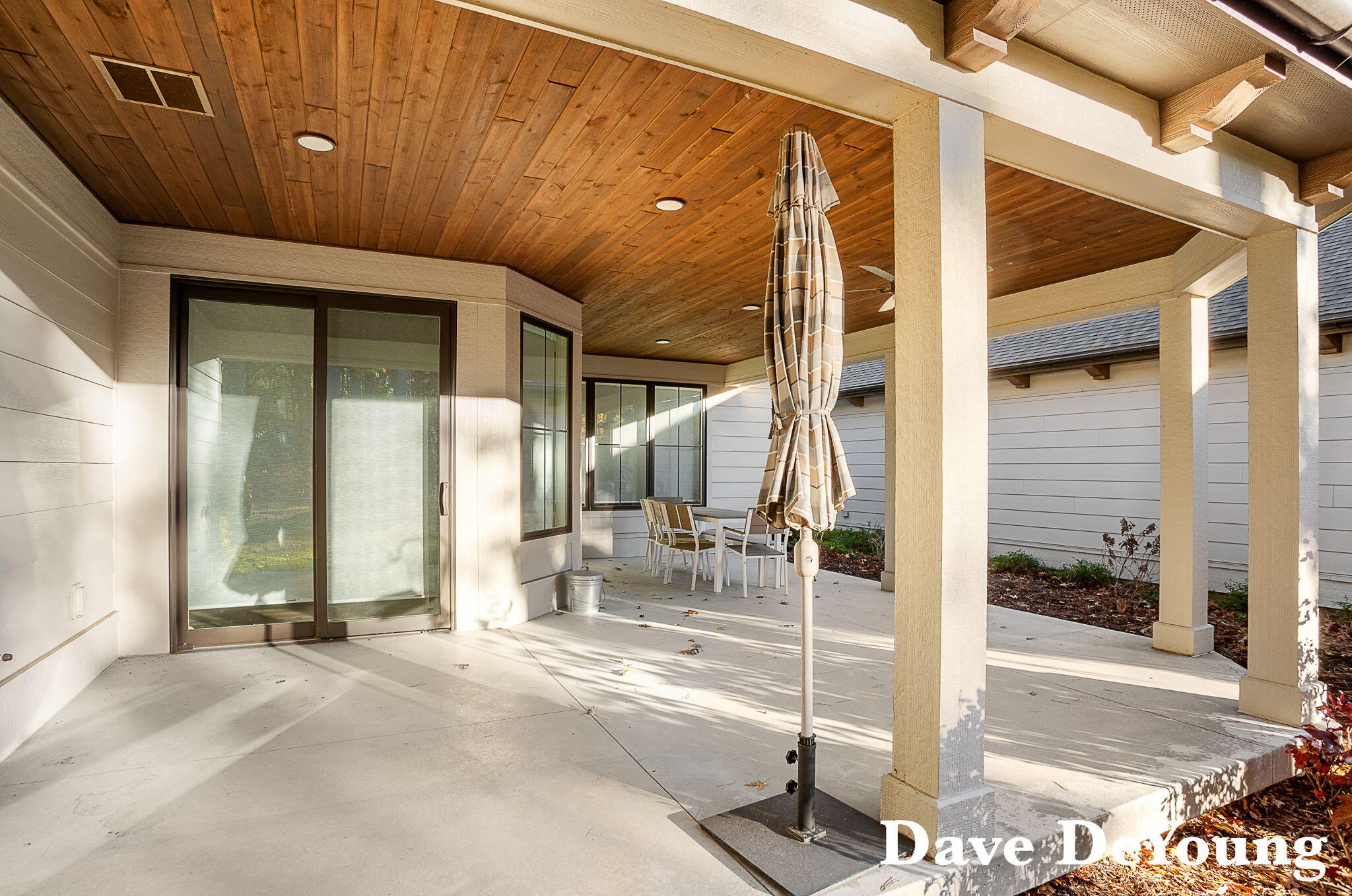 Holland, Michigan, 49424, United States, 3 Bedrooms Bedrooms, ,3 BathroomsBathrooms,Residential,For Sale,1986550