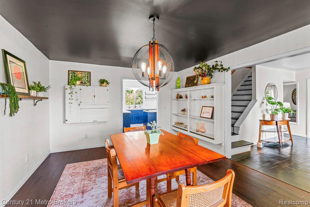 Lapeer, Michigan, 48446, United States, 4 Bedrooms Bedrooms, ,3 BathroomsBathrooms,Residential,For Sale,1982029