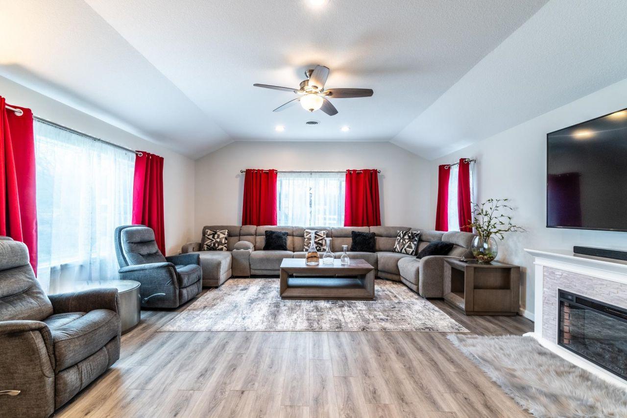 Angola, Indiana, 46703, United States, 2 Bedrooms Bedrooms, ,2 BathroomsBathrooms,Residential,For Sale,1768550