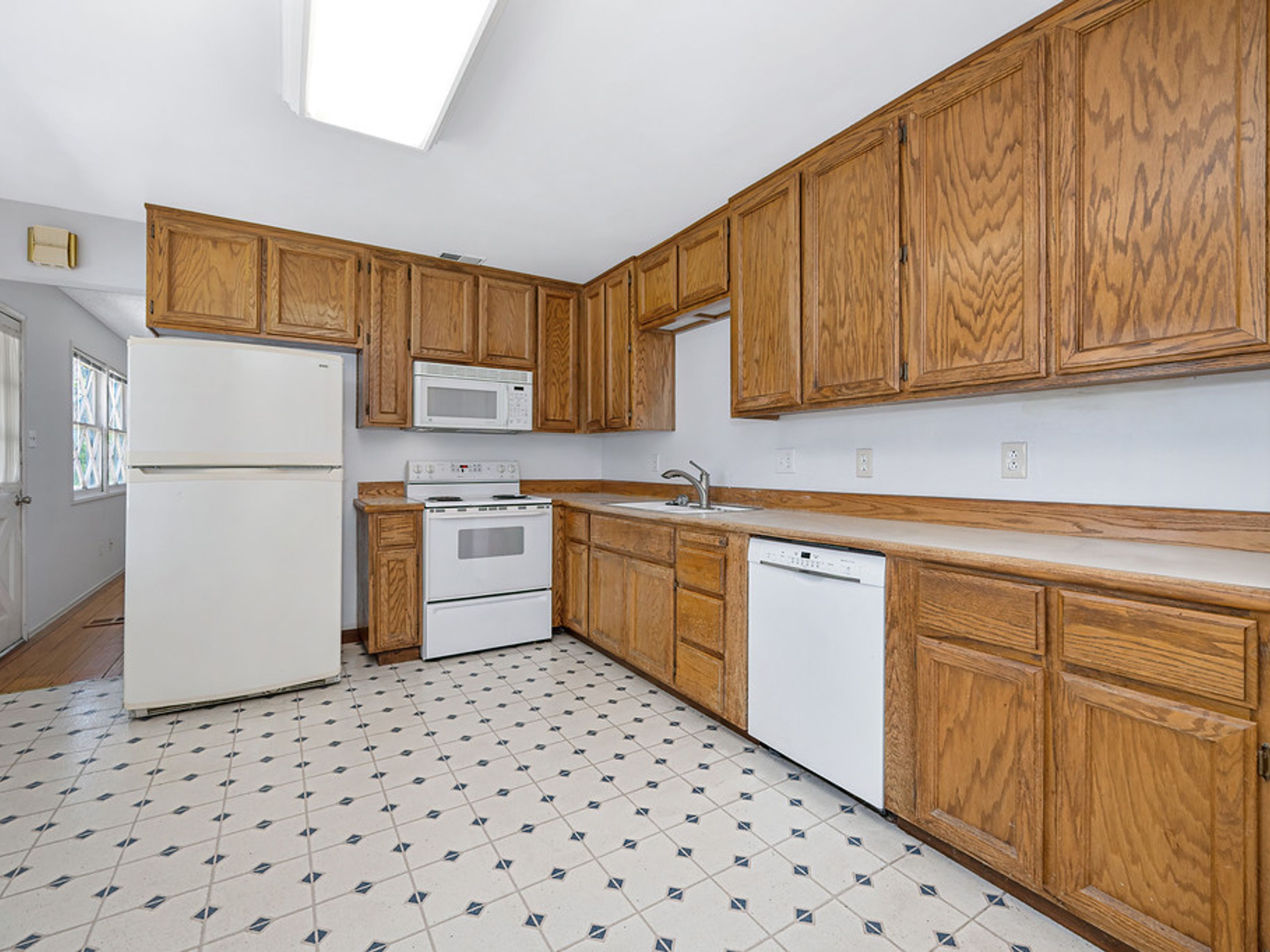  1705 Pluto Way, Sacramento, CA 95864 - 物件實景