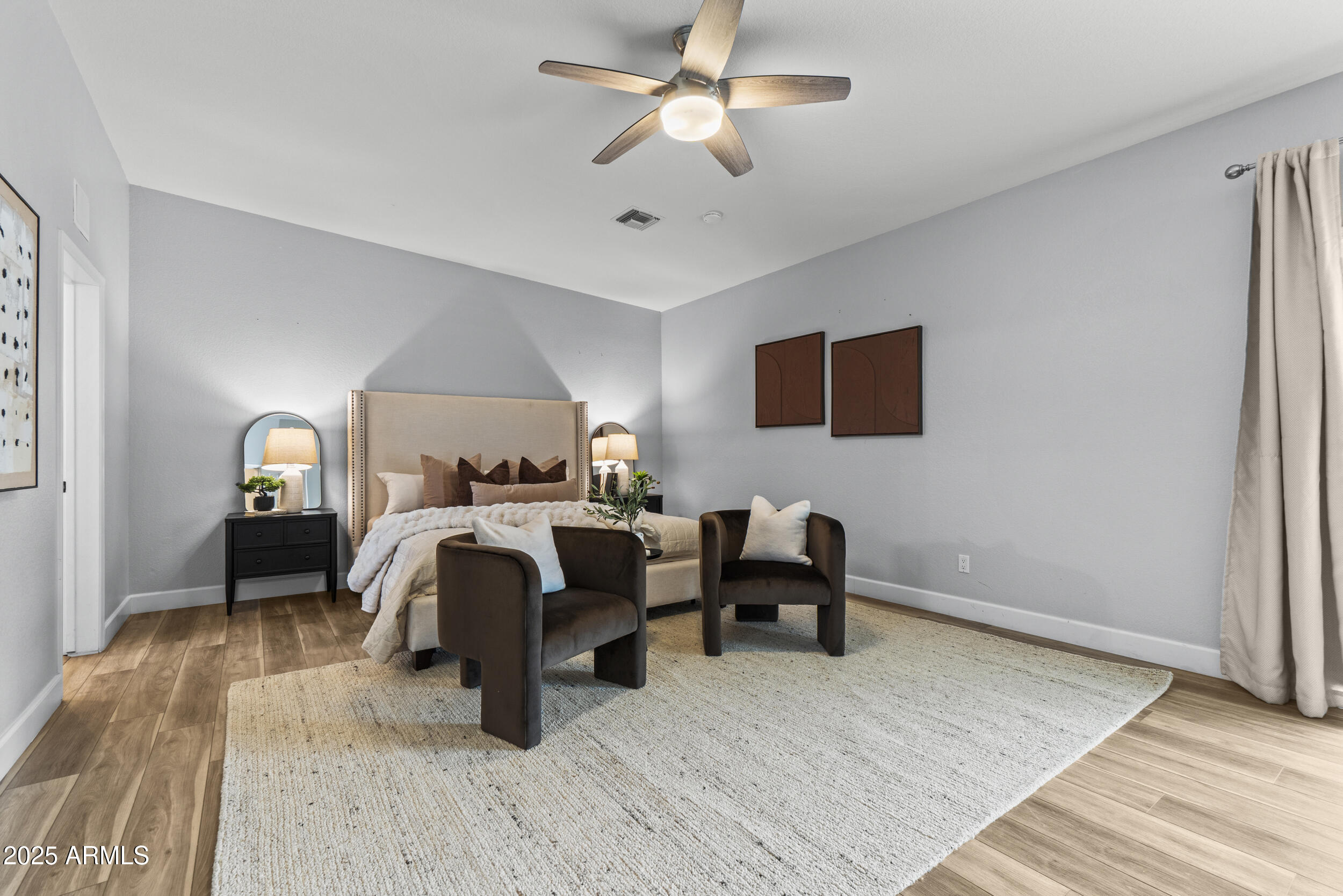 Phoenix, Arizona, 85018, United States, 6 Bedrooms Bedrooms, ,4 BathroomsBathrooms,Residential,For Sale,2002076