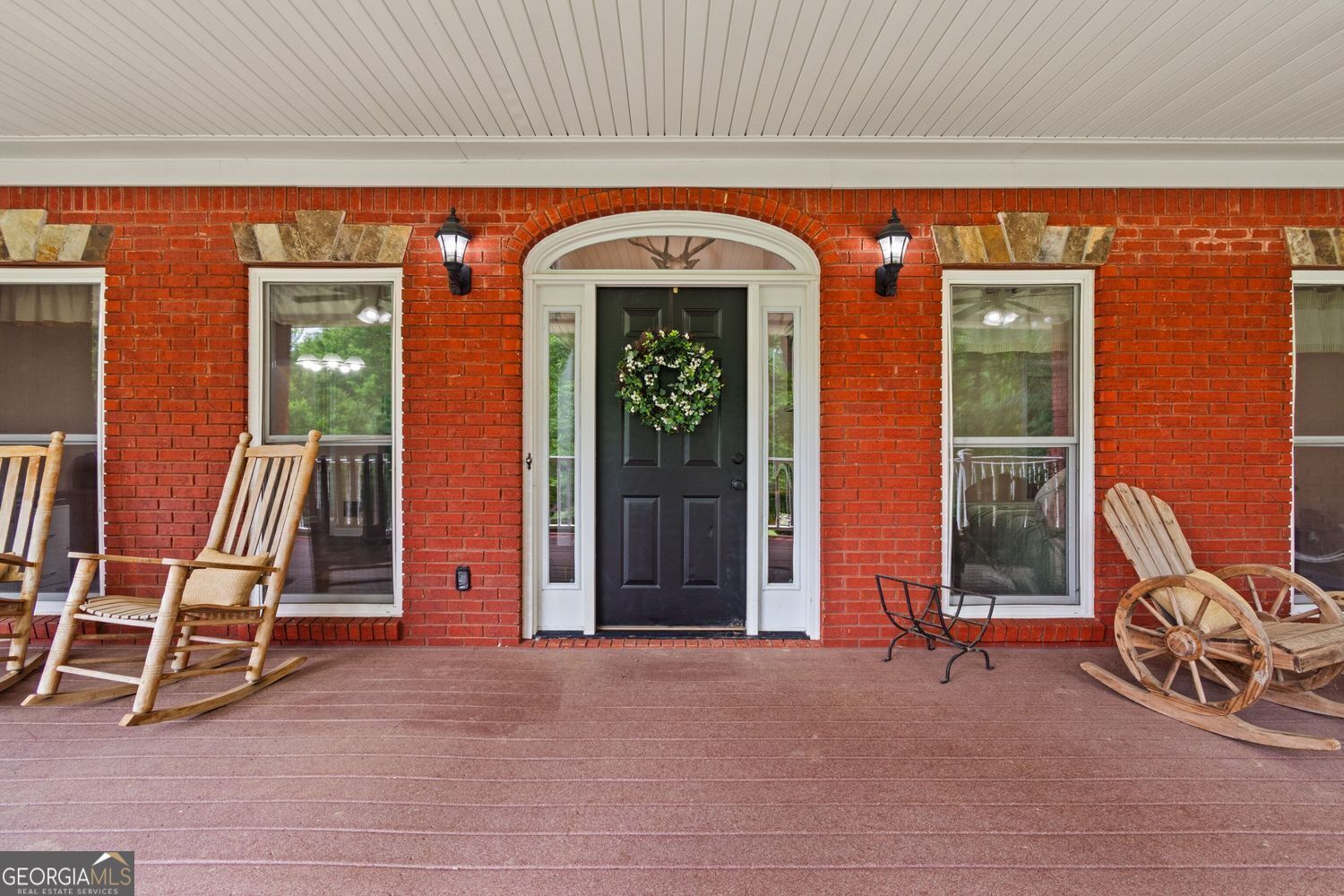 Cumming, Georgia, 30028, United States, 4 Bedrooms Bedrooms, ,5 BathroomsBathrooms,Residential,For Sale,1859105