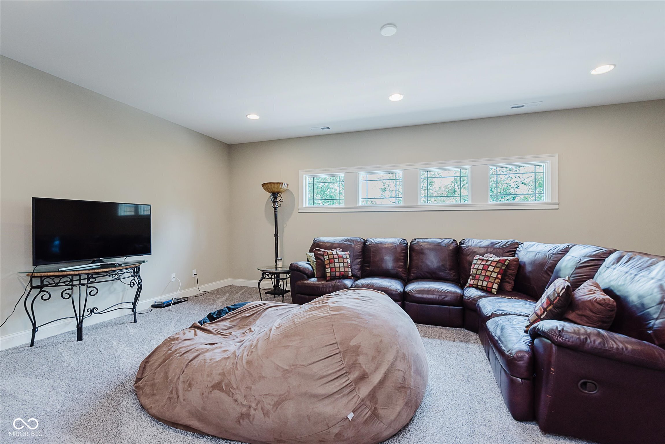 Greenwood, Indiana, 46143, United States, 5 Bedrooms Bedrooms, ,6 BathroomsBathrooms,Residential,For Sale,1983006