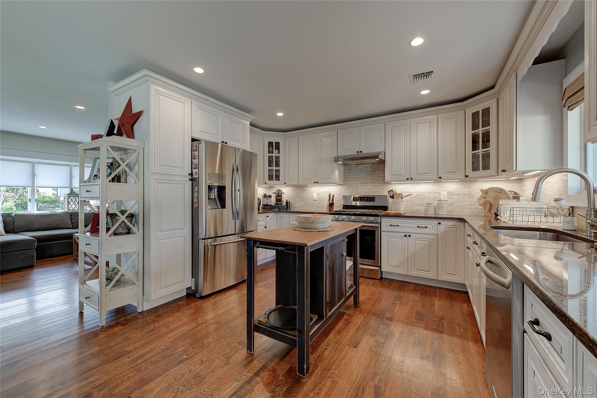  31 Garden Circle, Syosset, NY, 11791 - 物件實景