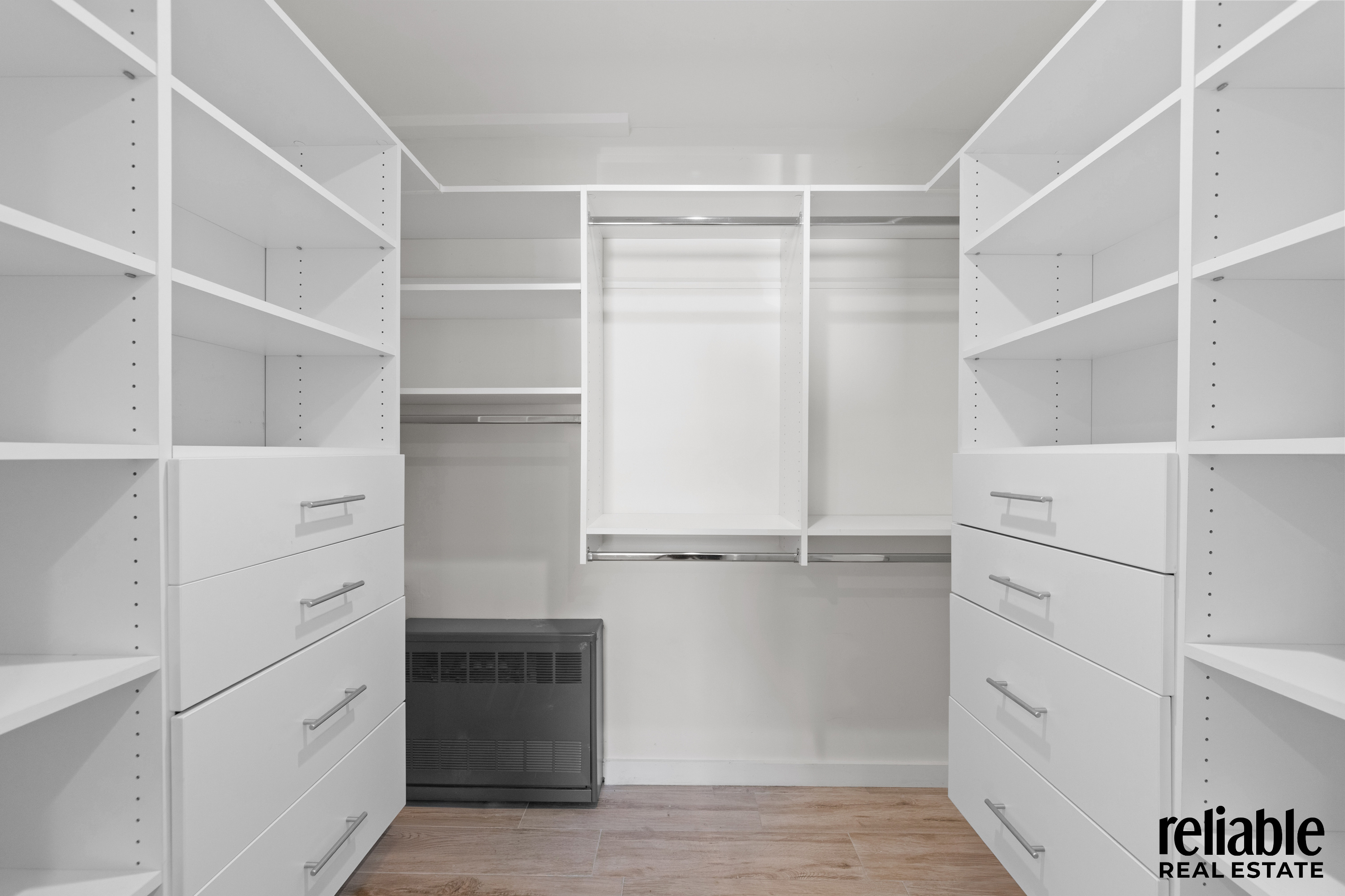 Sheepshead Bay, New York, 11235, United States, 2 Bedrooms Bedrooms, ,1 BathroomBathrooms,Residential,For Sale,1994813