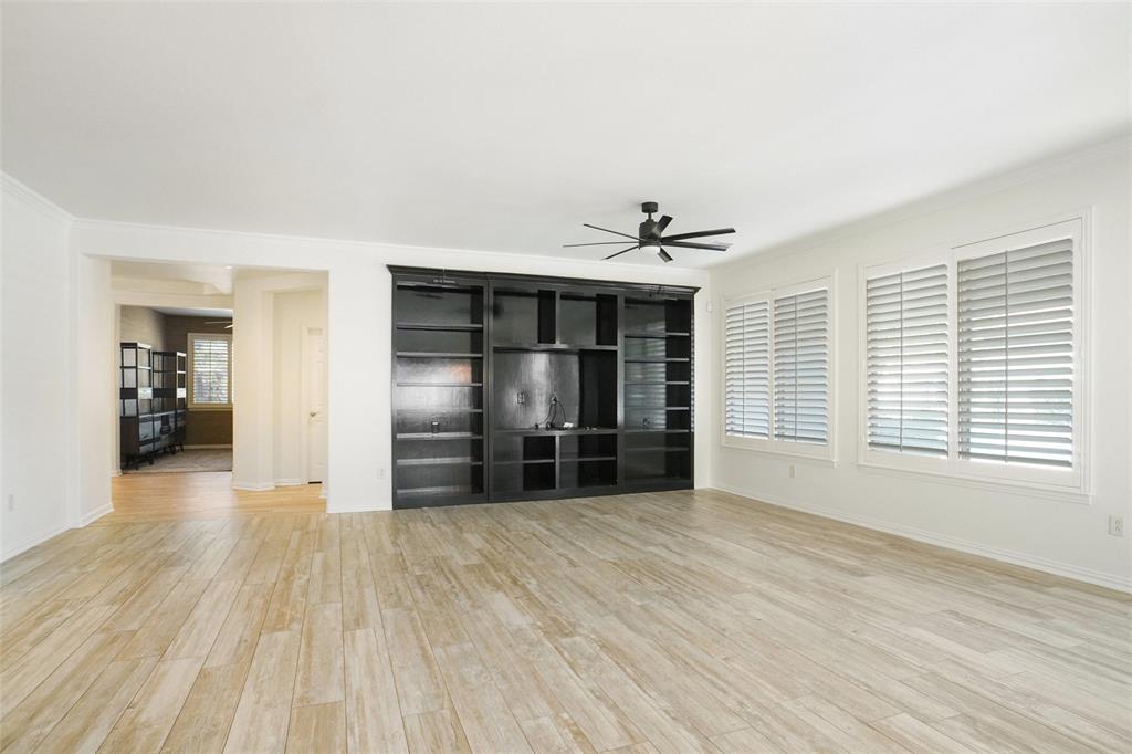 Denton, Texas, 76207, United States, 2 Bedrooms Bedrooms, ,3 BathroomsBathrooms,Residential,For Sale,1981662