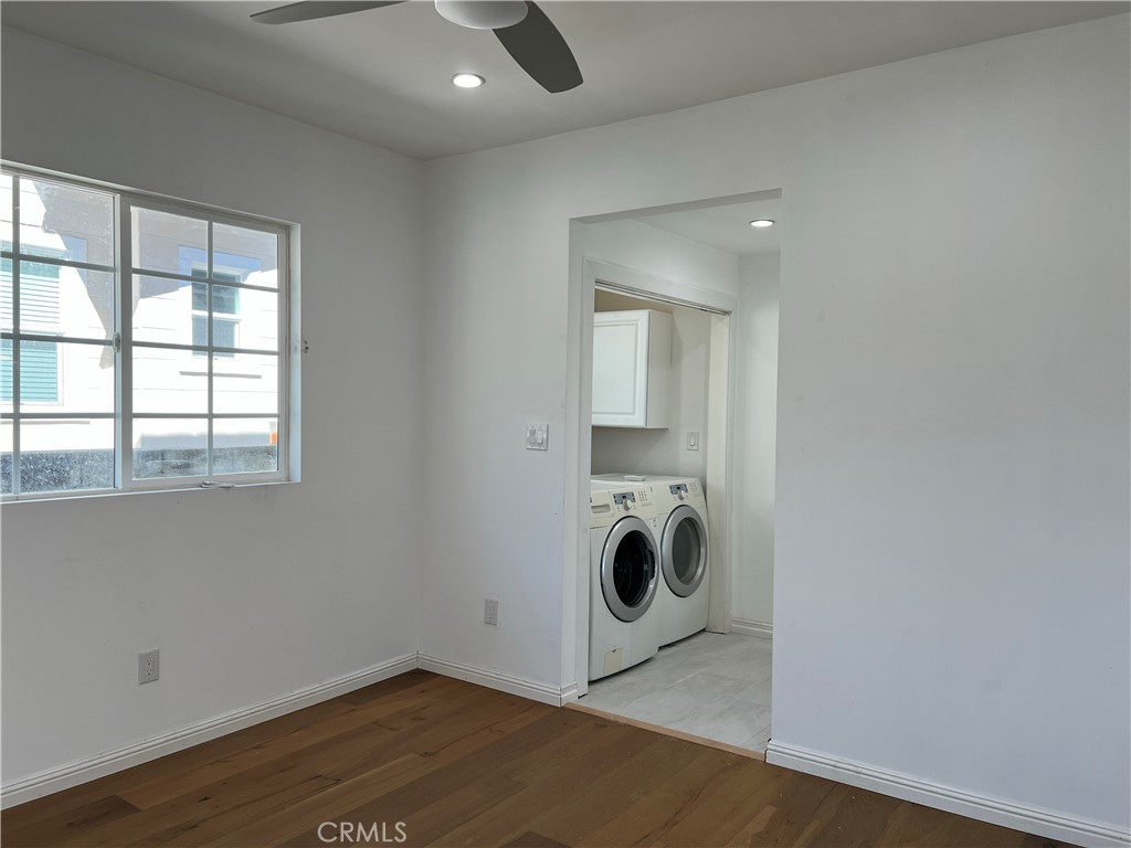 Los Angeles, California, 90019, United States, 5 Bedrooms Bedrooms, ,4 BathroomsBathrooms,Residential,For Sale,2005991