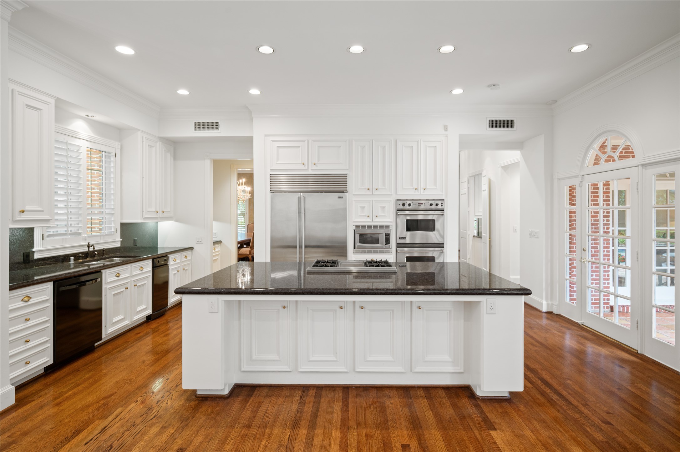  5495 Sugar Hill Drive - 物件實景