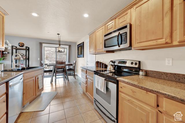 Heber City, Utah, 84032, United States, 4 Bedrooms Bedrooms, ,3 BathroomsBathrooms,Residential,For Sale,1924296