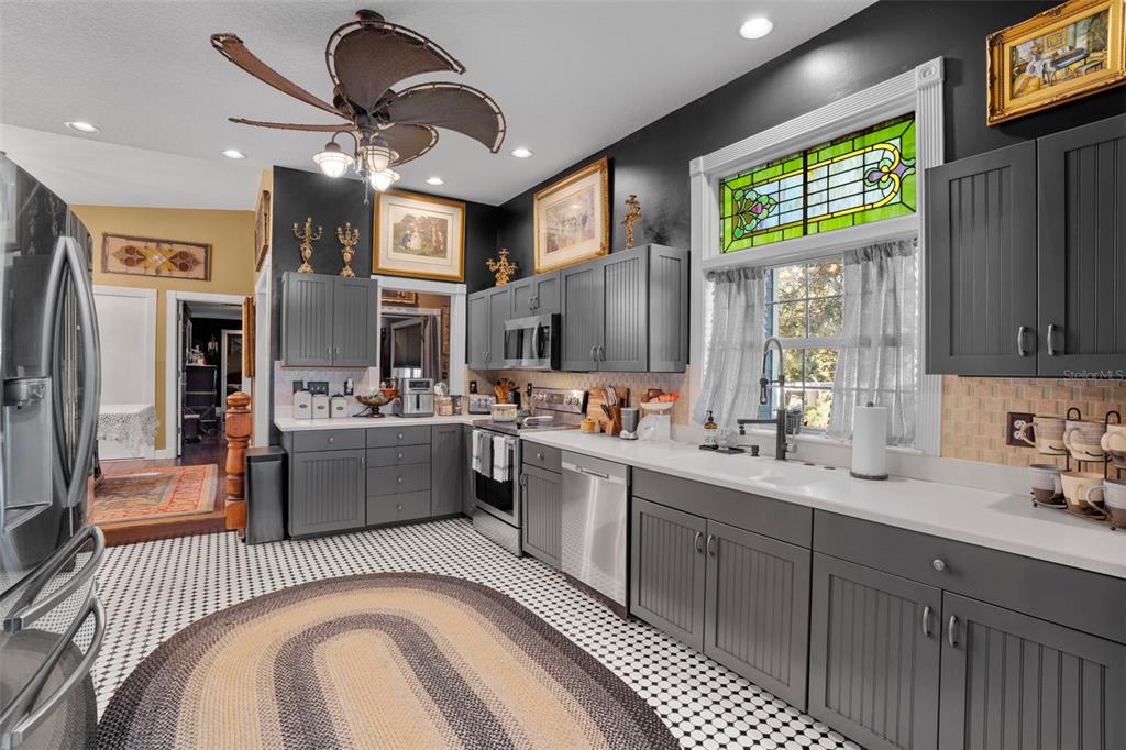 Howey In The Hills, Florida, 34737, United States, 3 Bedrooms Bedrooms, ,3 BathroomsBathrooms,Residential,For Sale,1975502