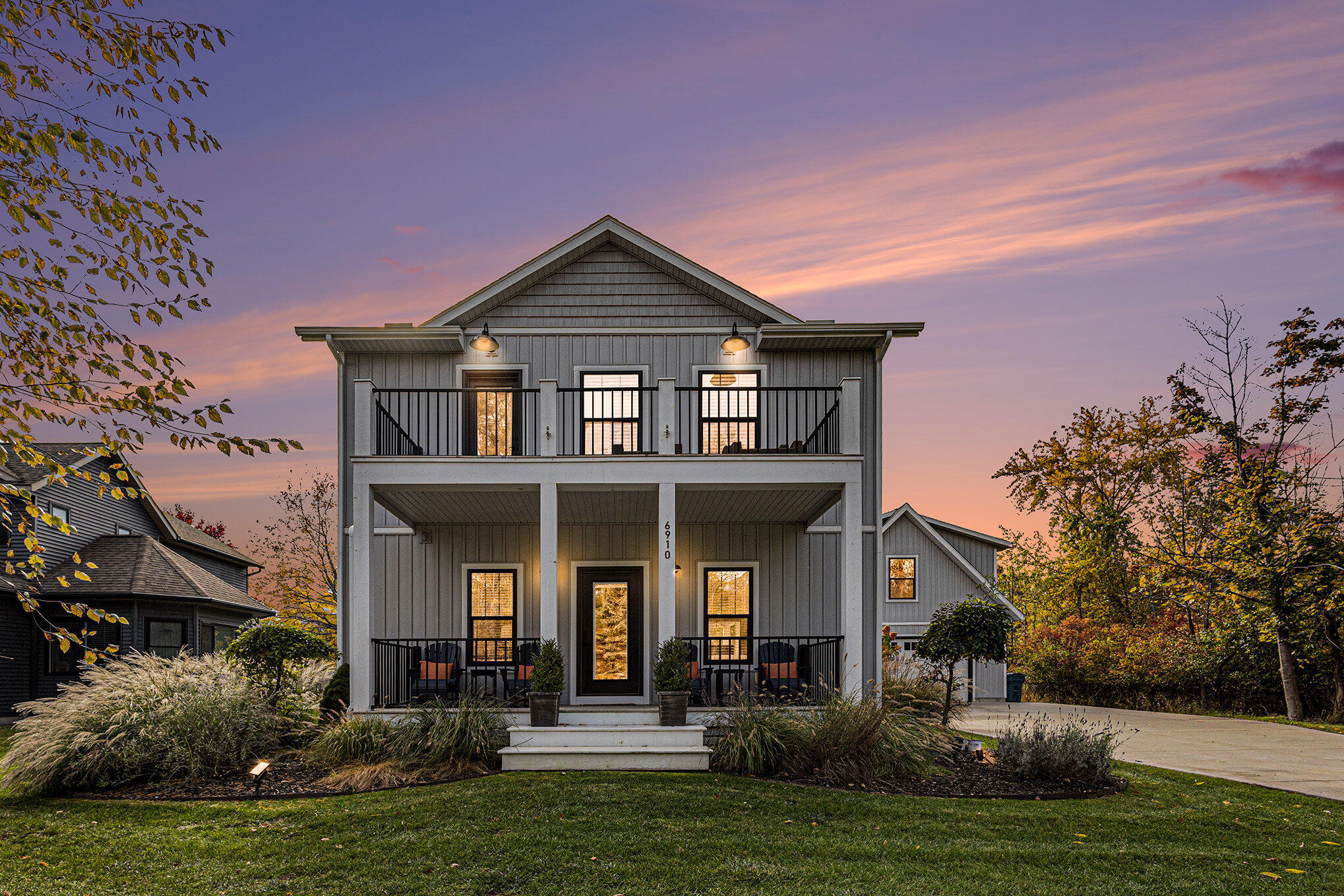 Douglas, Michigan, 49406, United States, 3 Bedrooms Bedrooms, ,3 BathroomsBathrooms,Residential,For Sale,1979342