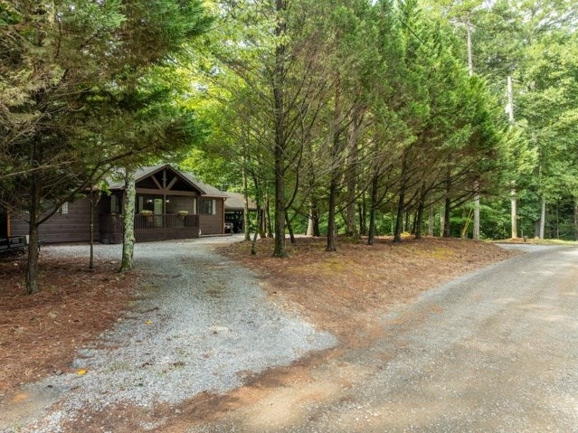 Ellijay, Georgia, 30540, United States, 4 Bedrooms Bedrooms, ,3 BathroomsBathrooms,Residential,For Sale,1910831
