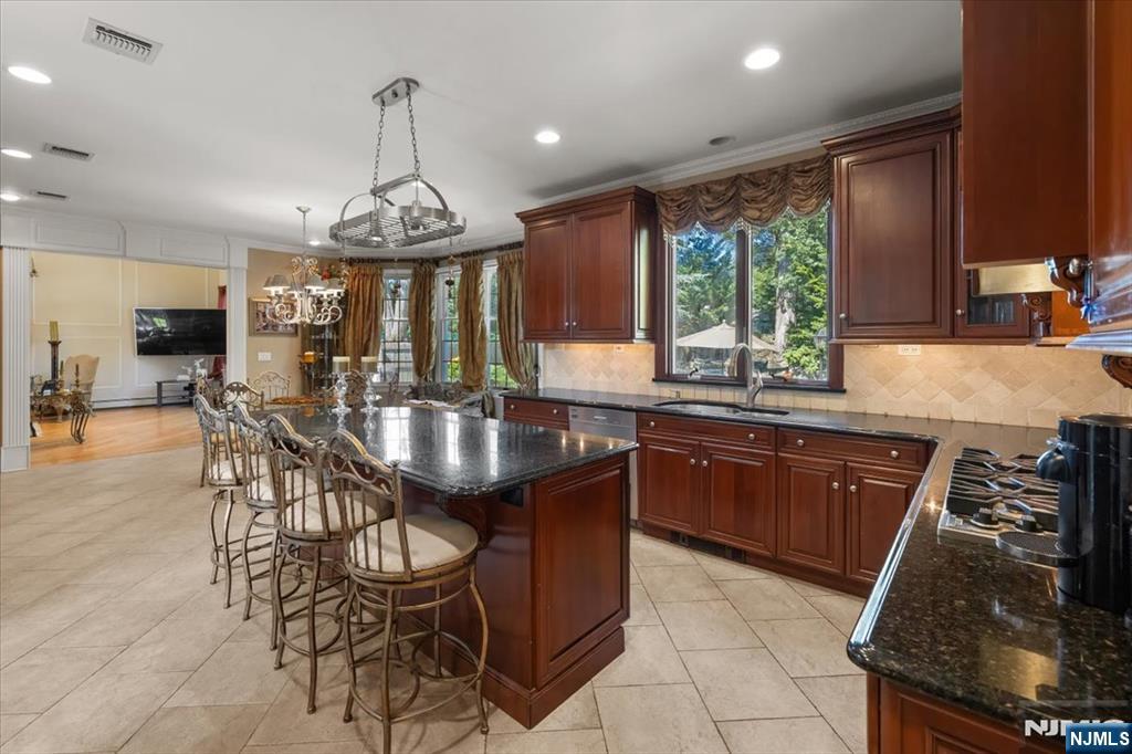 Old Tappan, New Jersey, 07675, United States, 4 Bedrooms Bedrooms, ,5 BathroomsBathrooms,Residential,For Sale,1991175