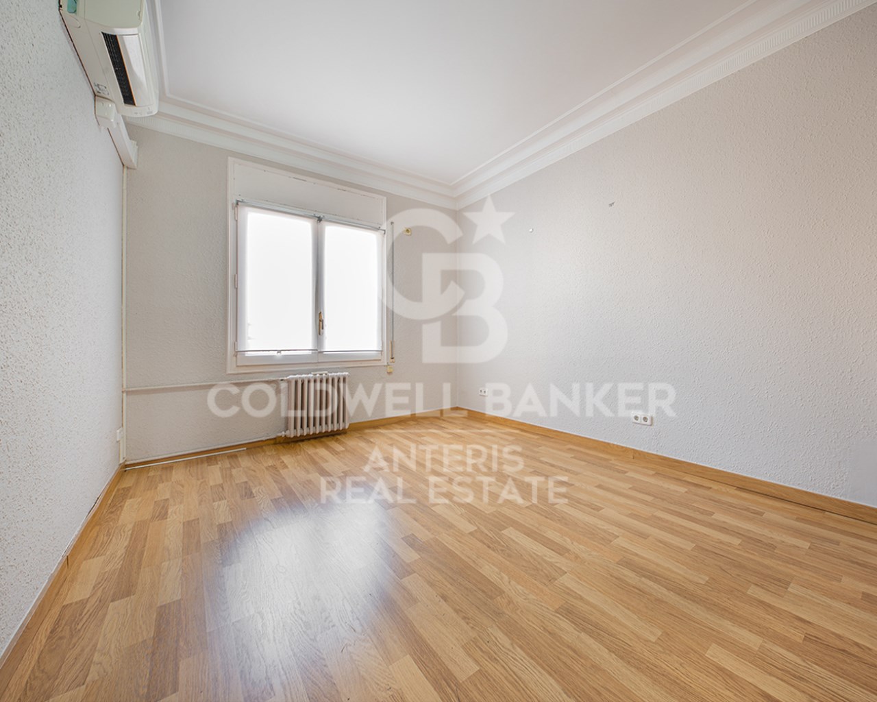 Barcelona, Catalonia, ES, 6 Bedrooms Bedrooms, ,3 BathroomsBathrooms,Residential,For Sale,1907605