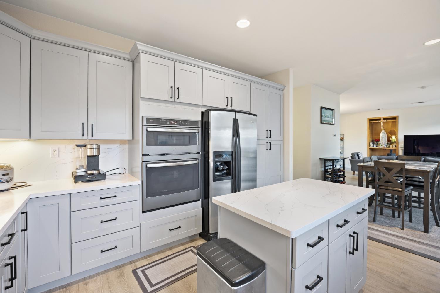 San Jose, California, 95132, United States, 5 Bedrooms Bedrooms, ,3 BathroomsBathrooms,Residential,For Sale,2048676