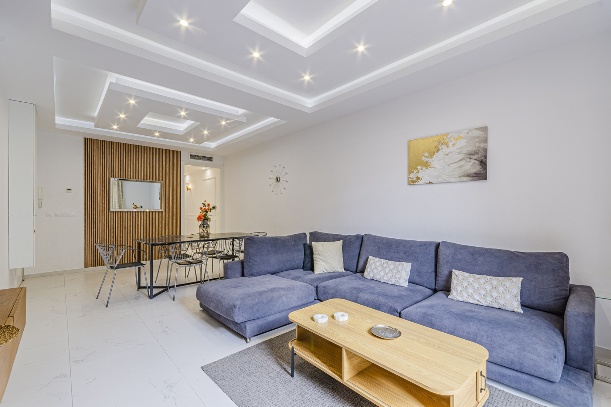  Renovated Apartment on a Pedestrian Street in the Heart of the City - 物件實景