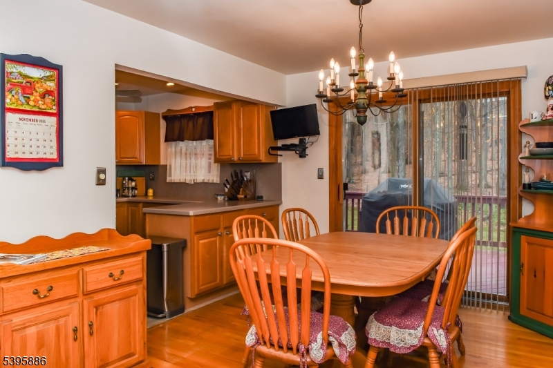 Mount Olive Twp., New Jersey, 07836, United States, 4 Bedrooms Bedrooms, ,2 BathroomsBathrooms,Residential,For Sale,1987785