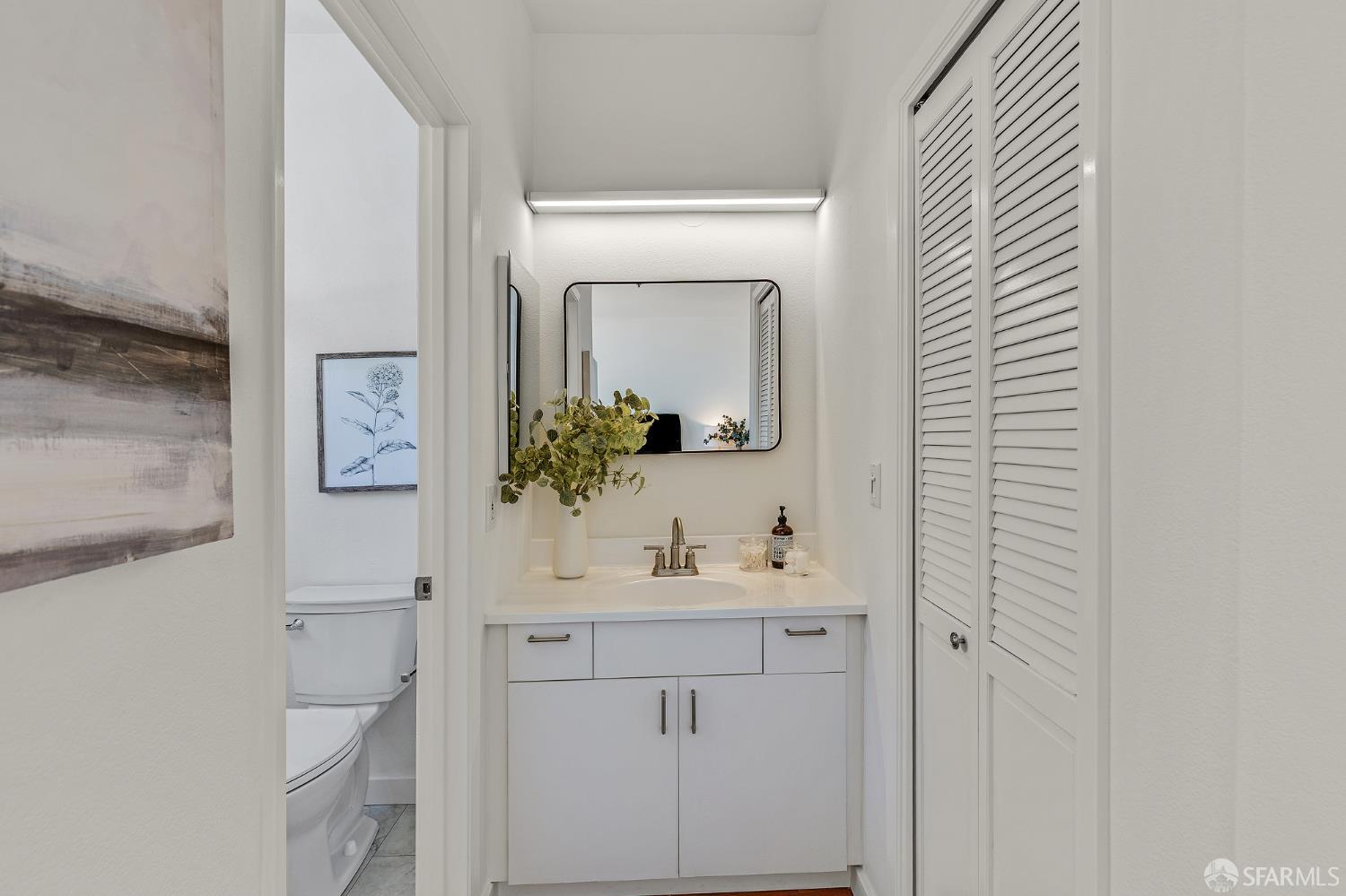 San Francisco, California, 94103, United States, 2 Bedrooms Bedrooms, ,2 BathroomsBathrooms,Residential,For Sale,1849011