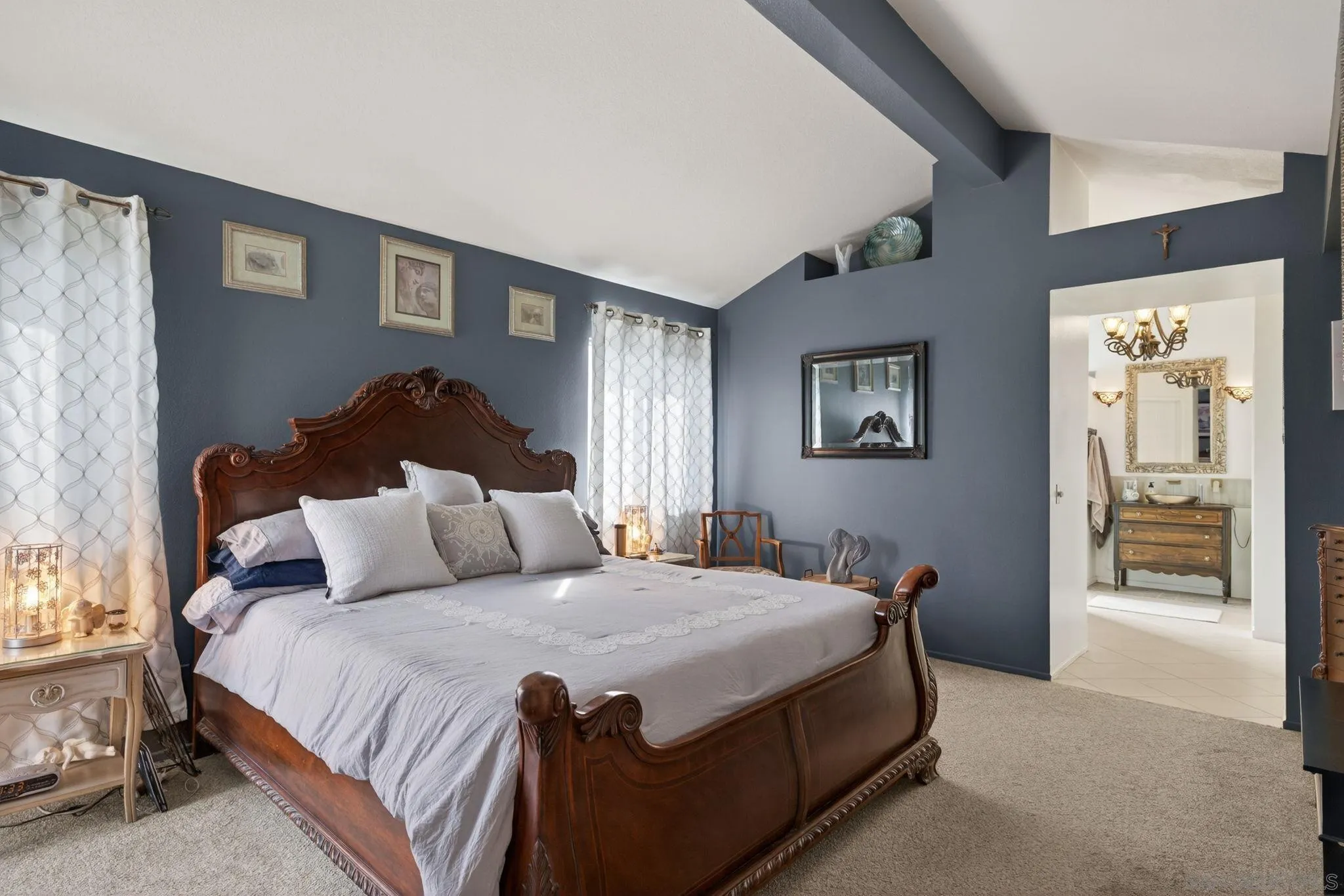 Camarillo, California, 93010, United States, 5 Bedrooms Bedrooms, ,4 BathroomsBathrooms,Residential,For Sale,2001849