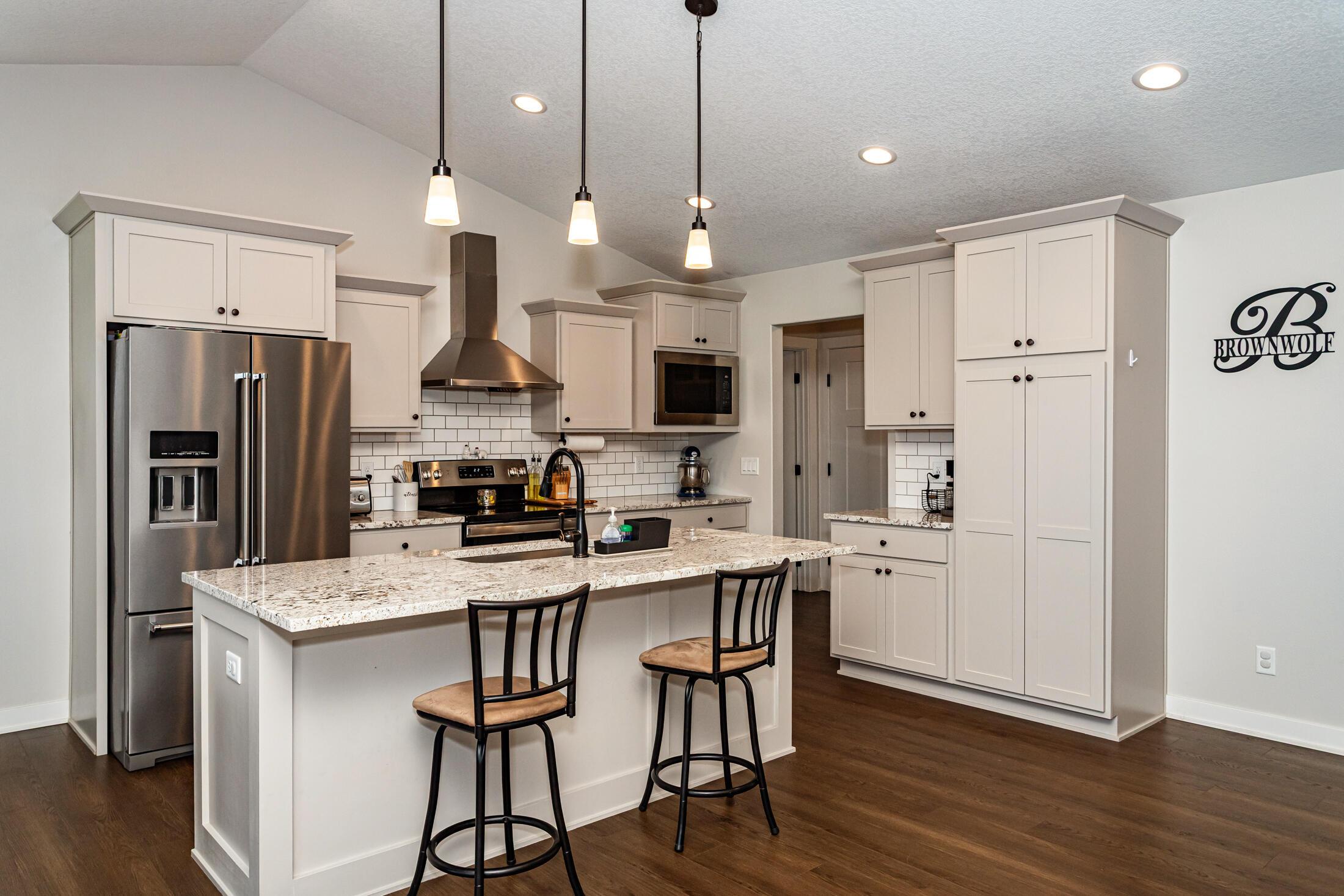 Huxley, Iowa, 50124, United States, 4 Bedrooms Bedrooms, ,3 BathroomsBathrooms,Residential,For Sale,1980577