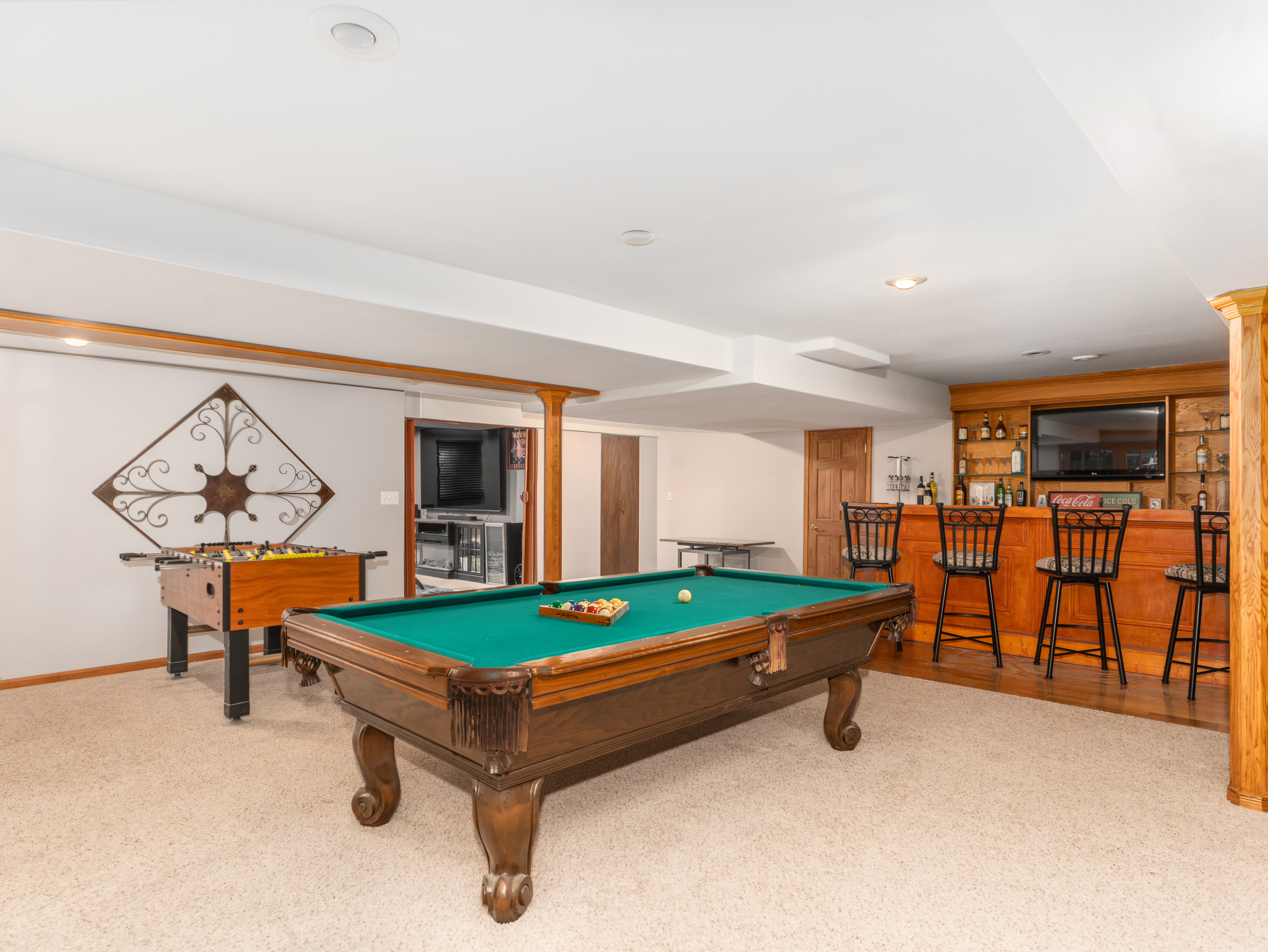  Welcome To An Exceptional Custom Home - 物件實景