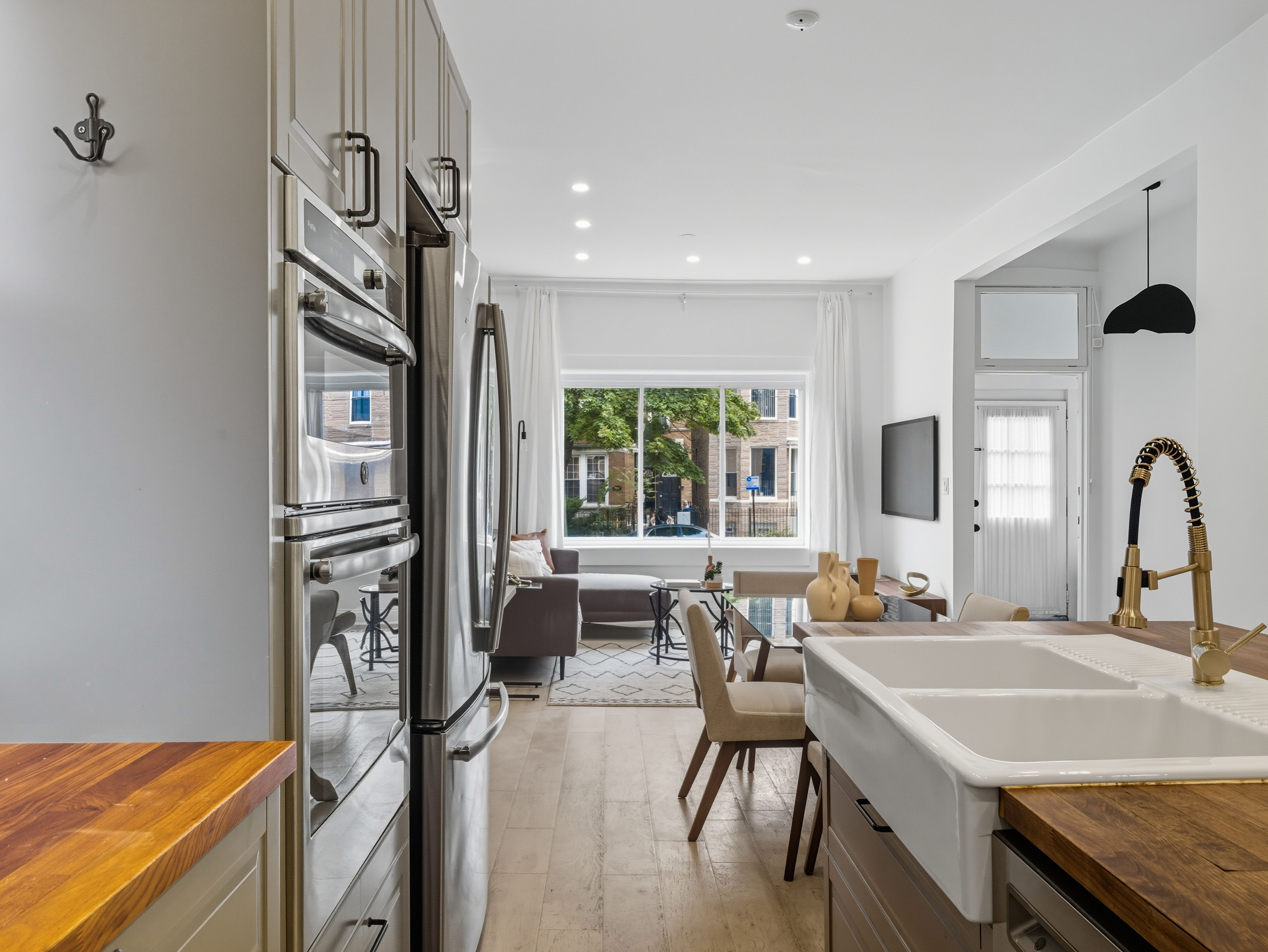  Darling Brick Farm House - 物件實景