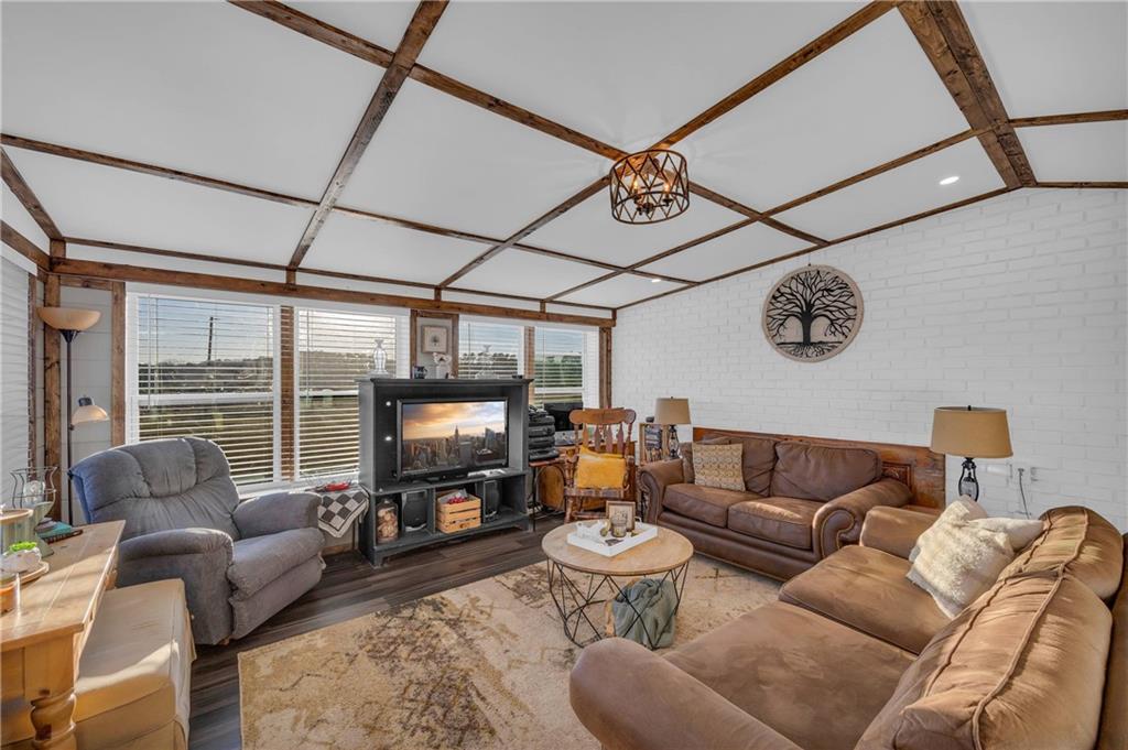 Jasper, Georgia, 30143, United States, 4 Bedrooms Bedrooms, ,2 BathroomsBathrooms,Residential,For Sale,1982973