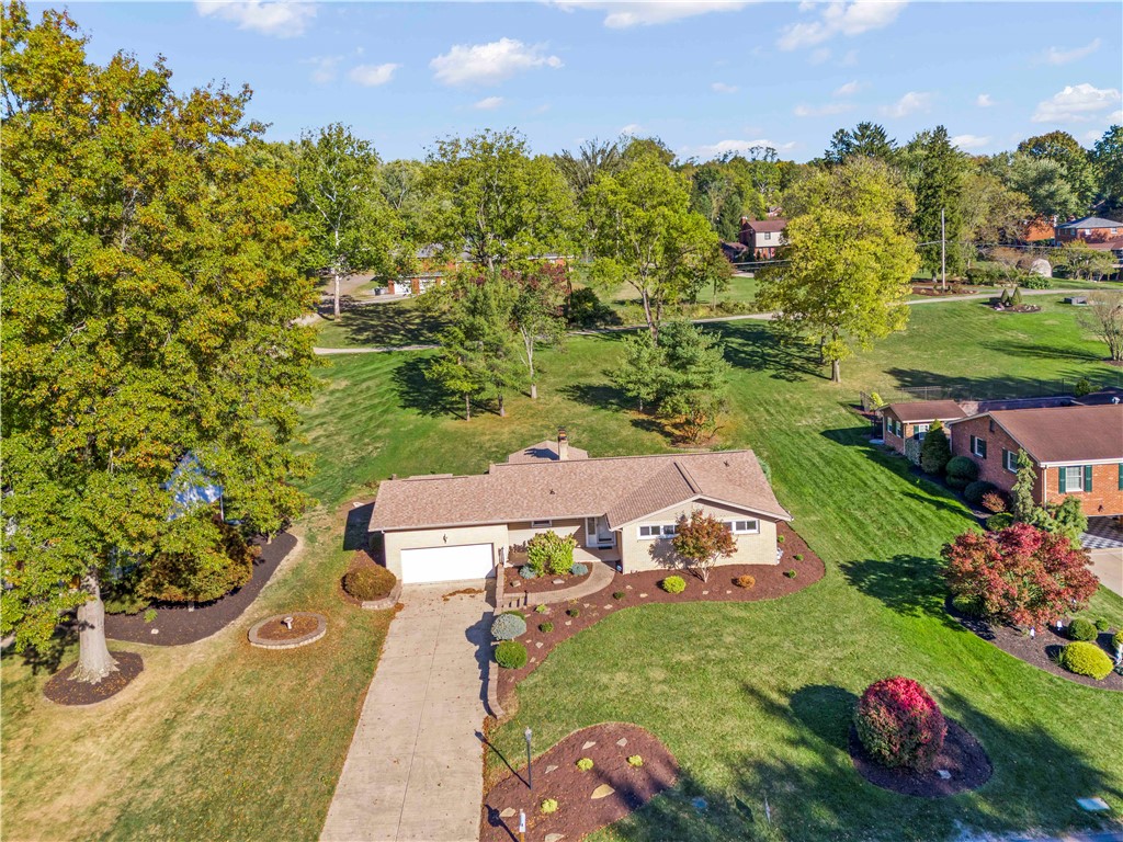 Mcmurray, Pennsylvania, 15317, United States, 3 Bedrooms Bedrooms, ,3 BathroomsBathrooms,Residential,For Sale,1981019