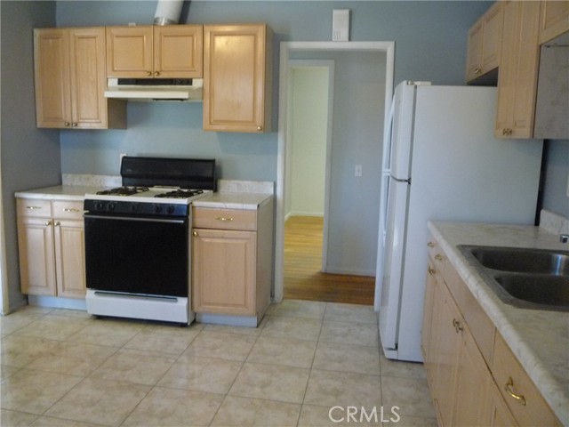 Anaheim, California, 92802, United States, 3 Bedrooms Bedrooms, ,2 BathroomsBathrooms,Residential,For Sale,2040301