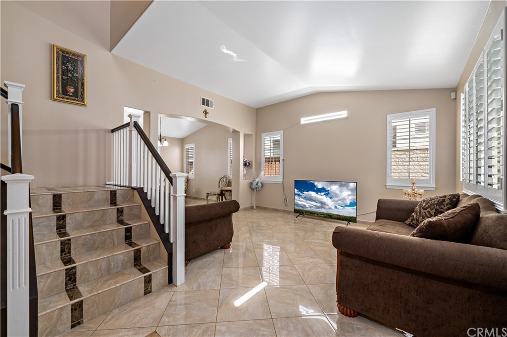 Murrieta, California, 92563, United States, 4 Bedrooms Bedrooms, ,3 BathroomsBathrooms,Residential,For Sale,1920911