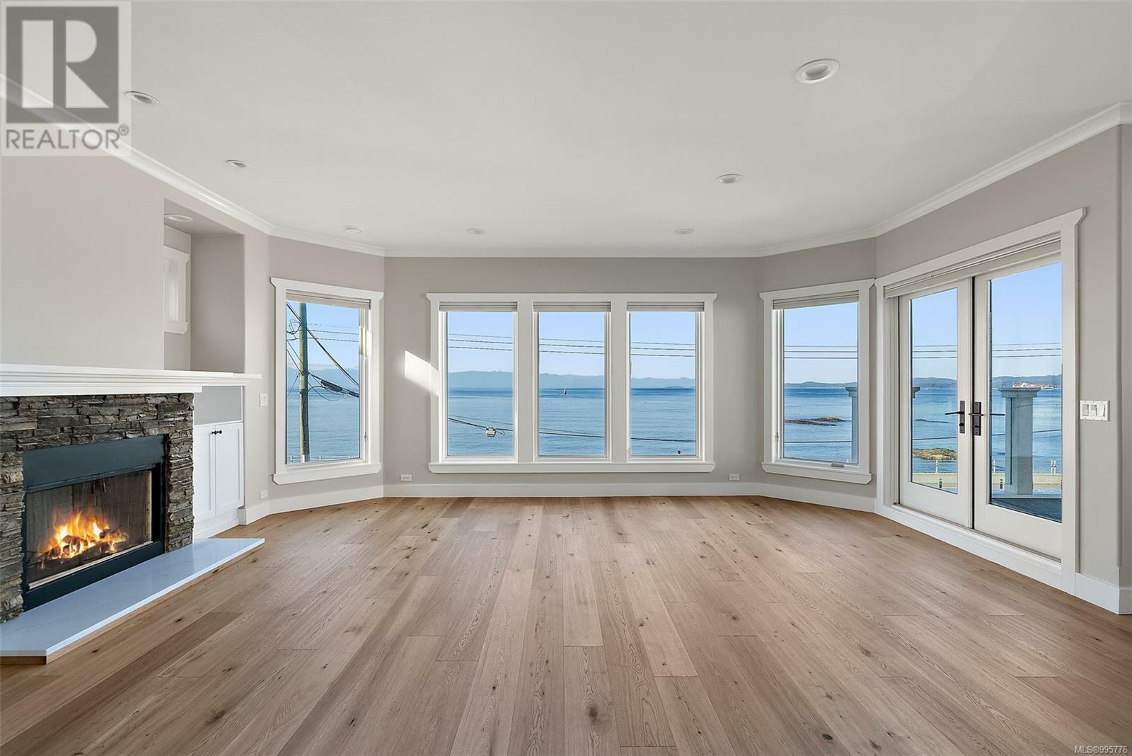 VICTORIA, British Columbia, V8V 1A8, CA, 4 Bedrooms Bedrooms, ,4 BathroomsBathrooms,Residential,For Sale,1876400
