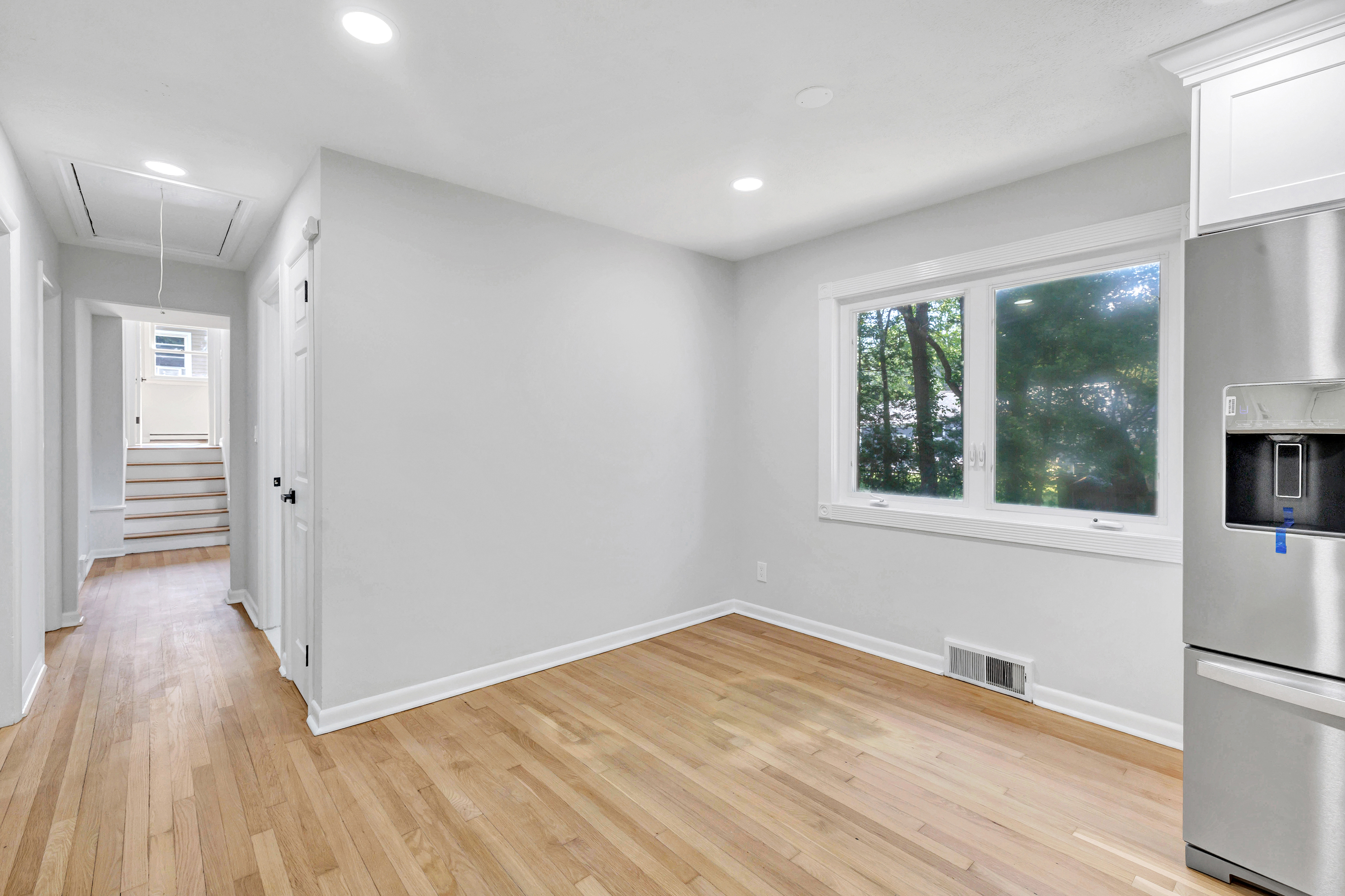 bridgeport, Connecticut, 06606, United States, 4 Bedrooms Bedrooms, ,3 BathroomsBathrooms,Residential,For Sale,1903043