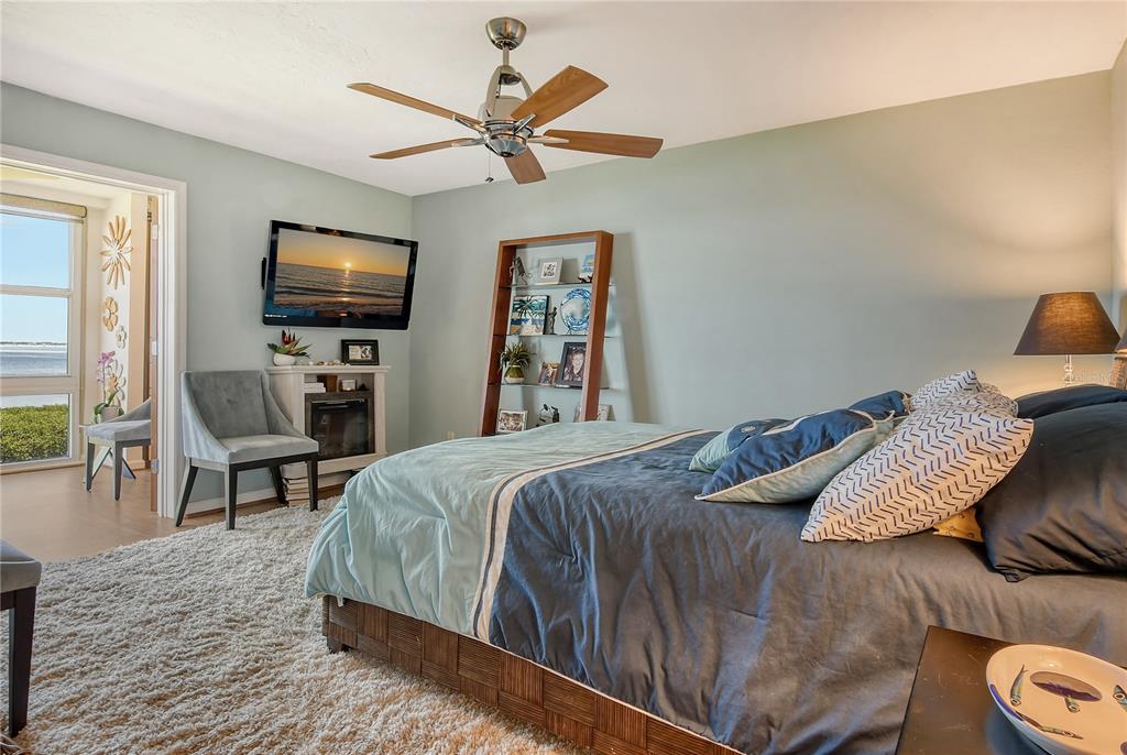 Longboat Key, Florida, 34228, United States, 2 Bedrooms Bedrooms, ,2 BathroomsBathrooms,Residential,For Sale,1857788
