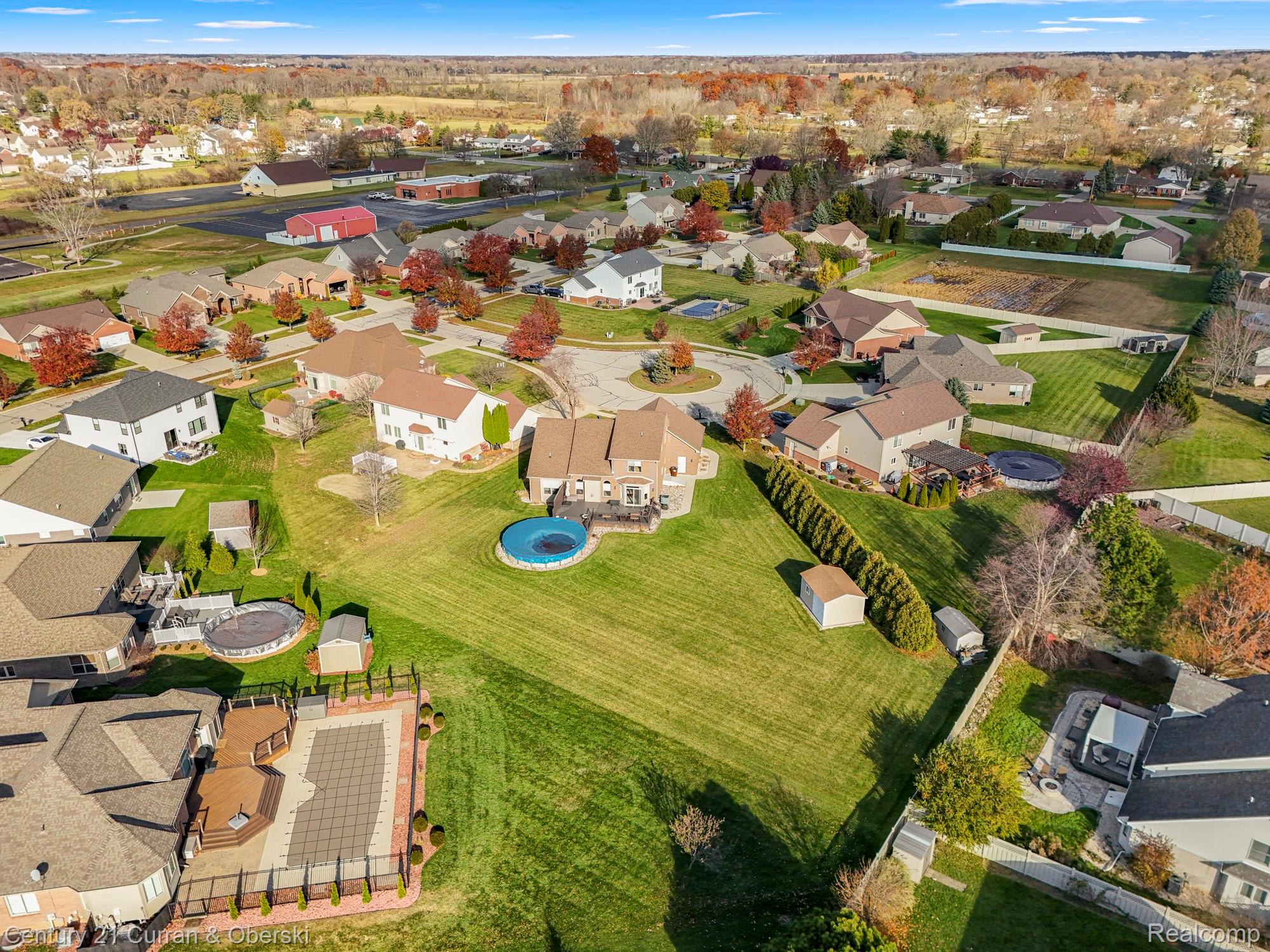 Monroe, Michigan, 48161, United States, 4 Bedrooms Bedrooms, ,3 BathroomsBathrooms,Residential,For Sale,2009653