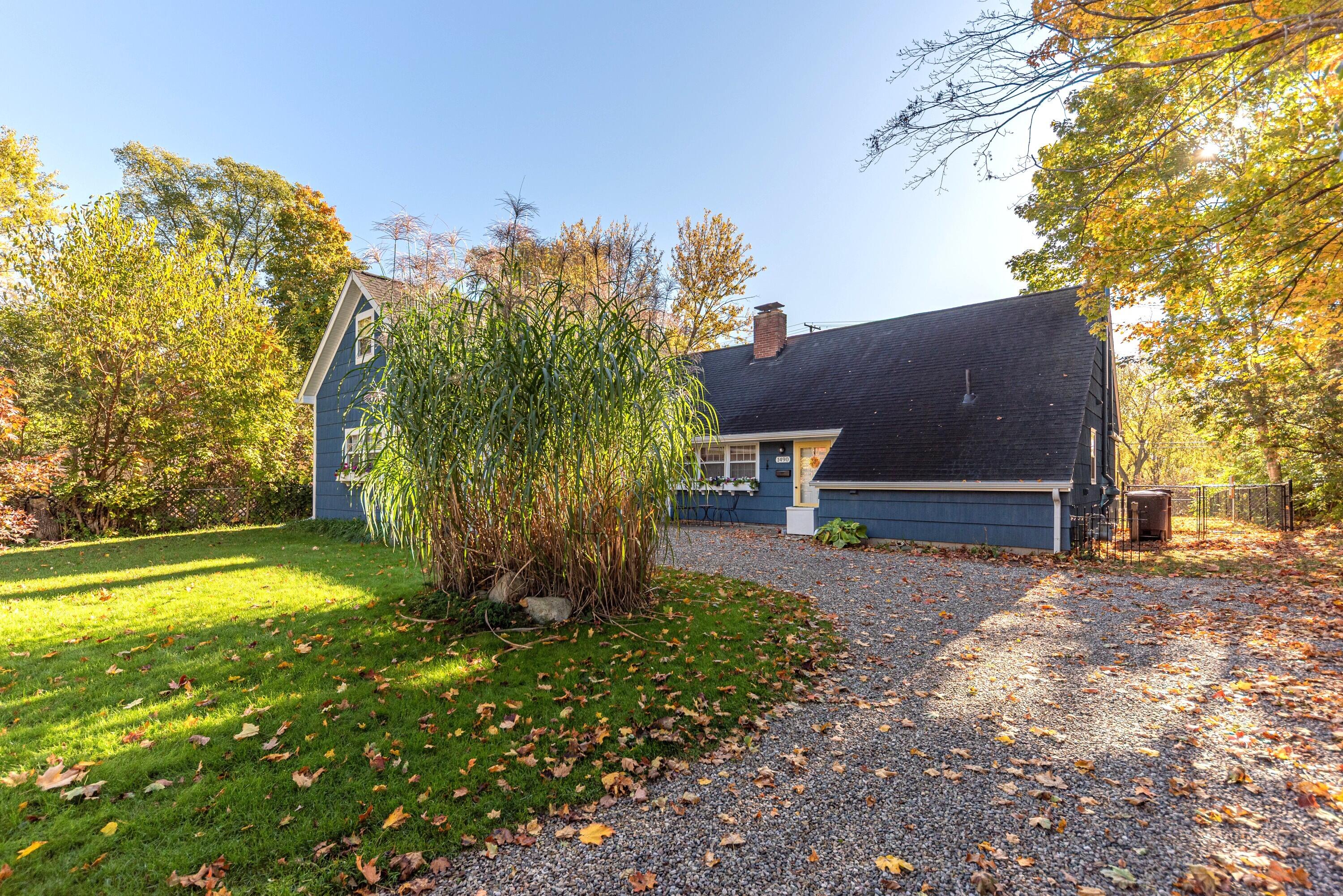 Pear St, Ann Arbor, MI 48105 #1
