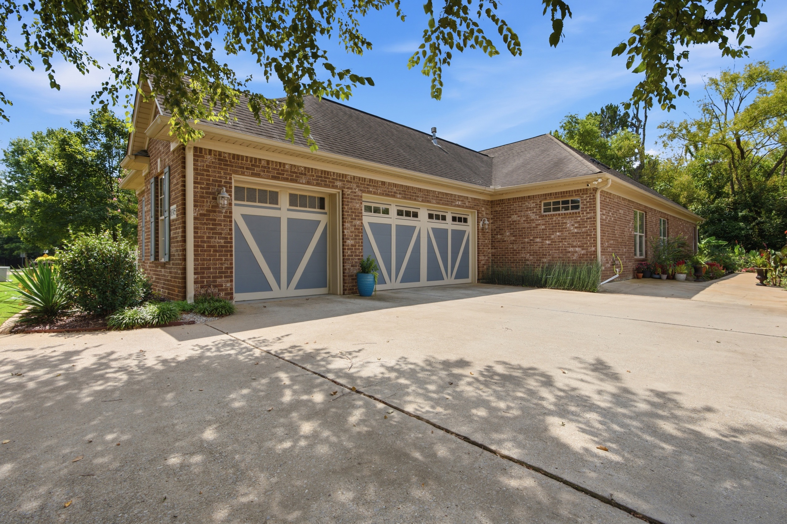  8305 Anslee Way NW - 物件實景