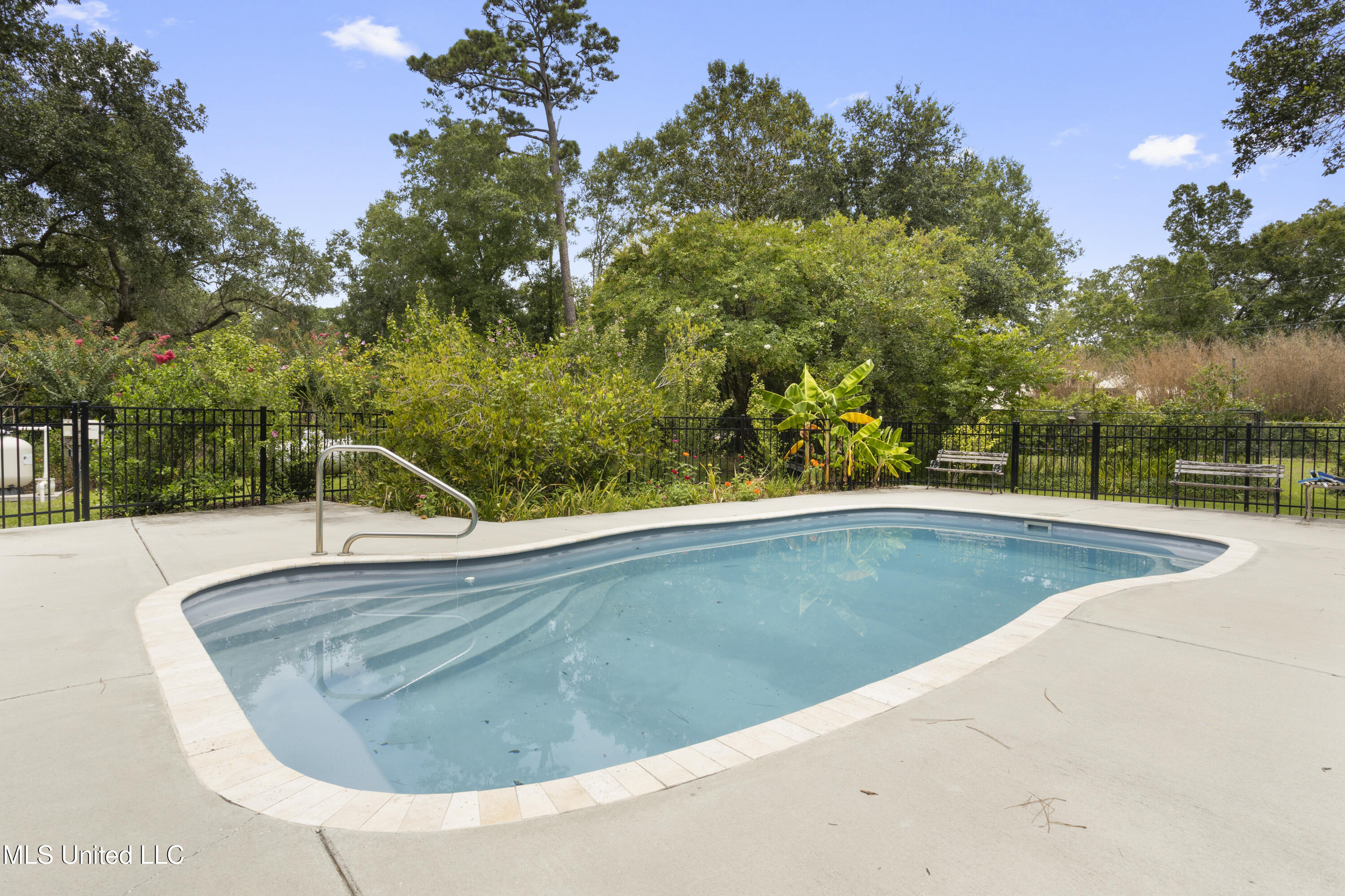 Pass Christian, Mississippi, 39571, United States, 4 Bedrooms Bedrooms, ,3 BathroomsBathrooms,Residential,For Sale,1903520
