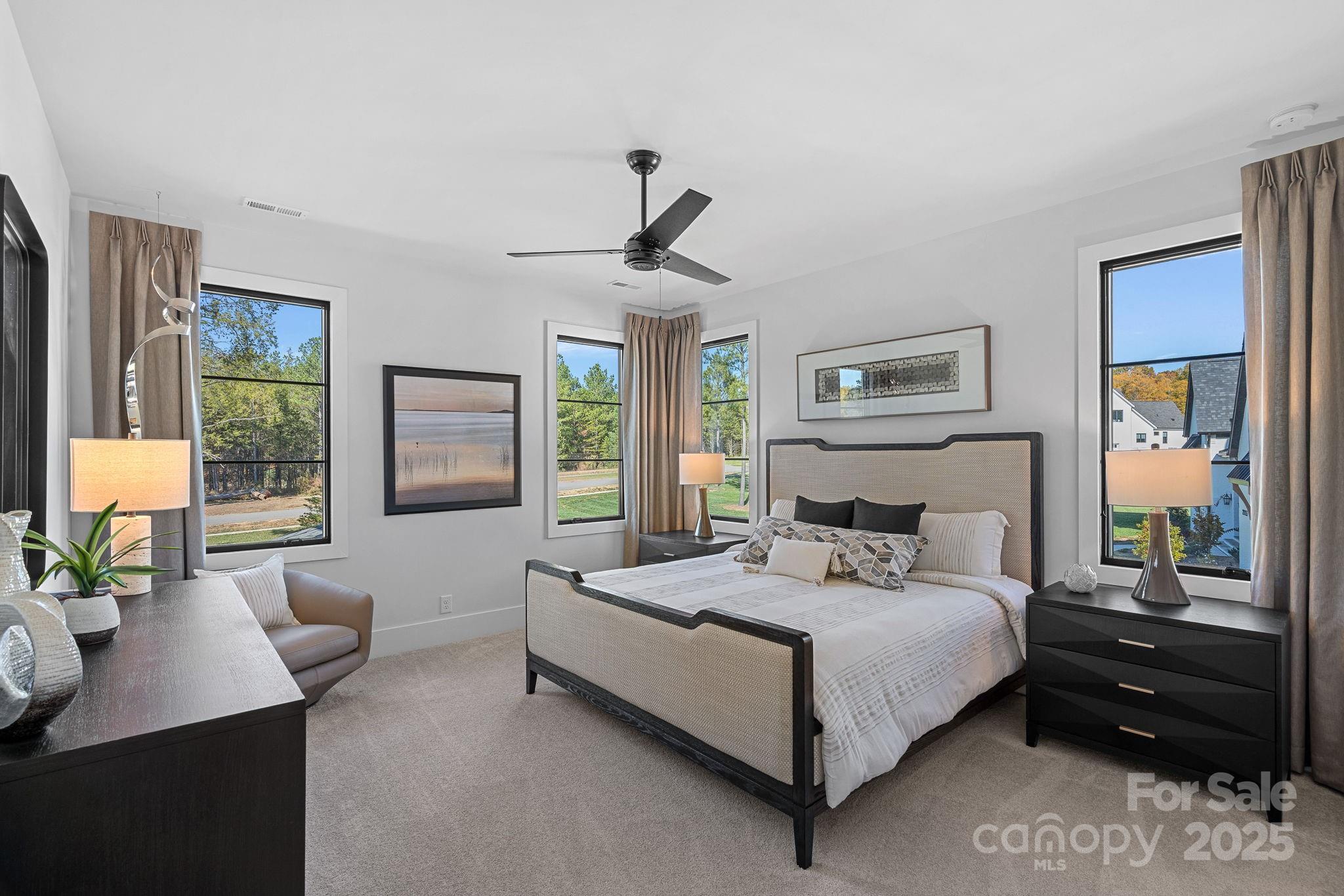 Davidson, North Carolina, 28036, United States, 5 Bedrooms Bedrooms, ,7 BathroomsBathrooms,Residential,For Sale,1989460