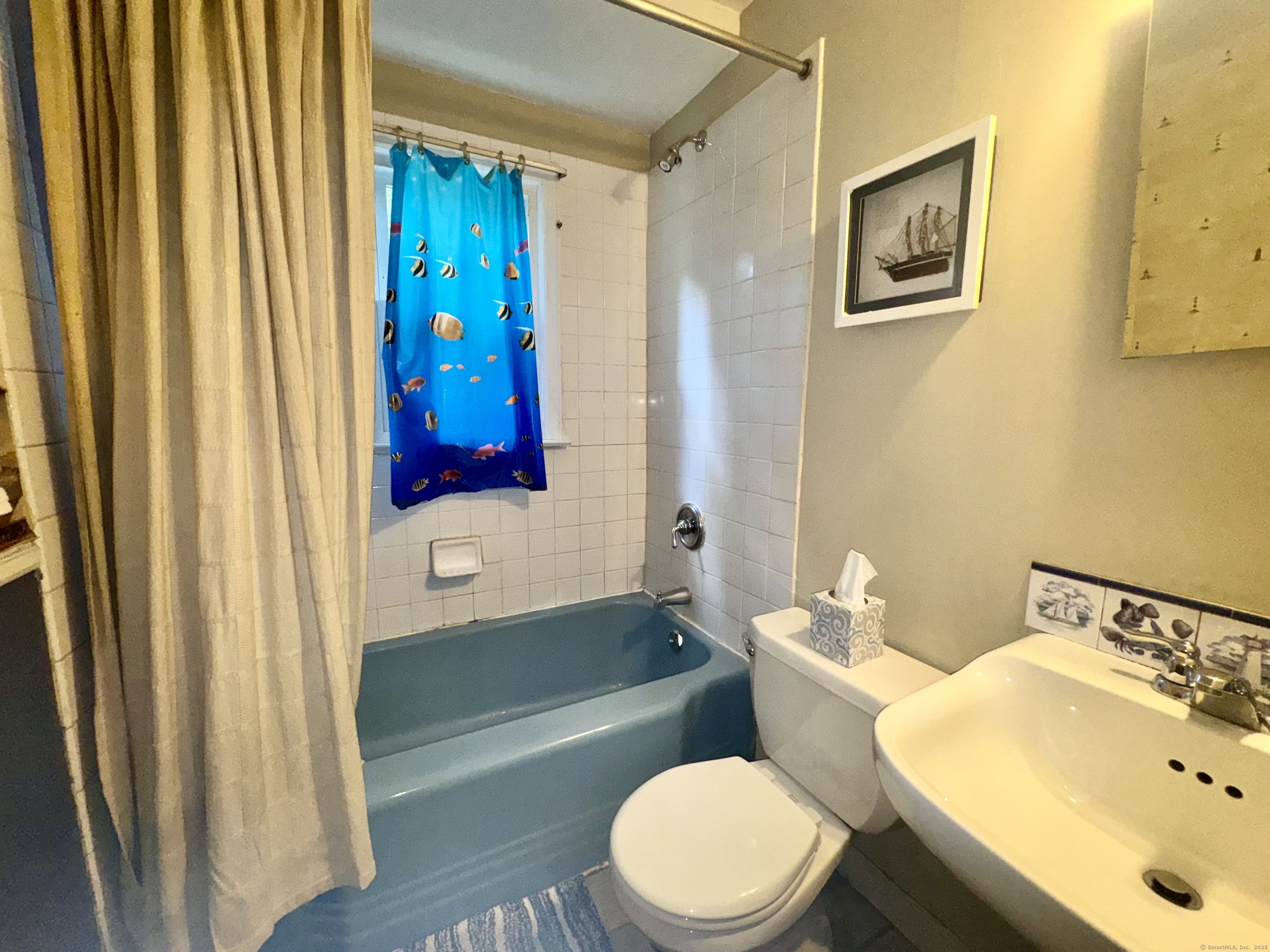 Norwalk, Connecticut, 06851, United States, 3 Bedrooms Bedrooms, ,2 BathroomsBathrooms,Residential,For Sale,1941745