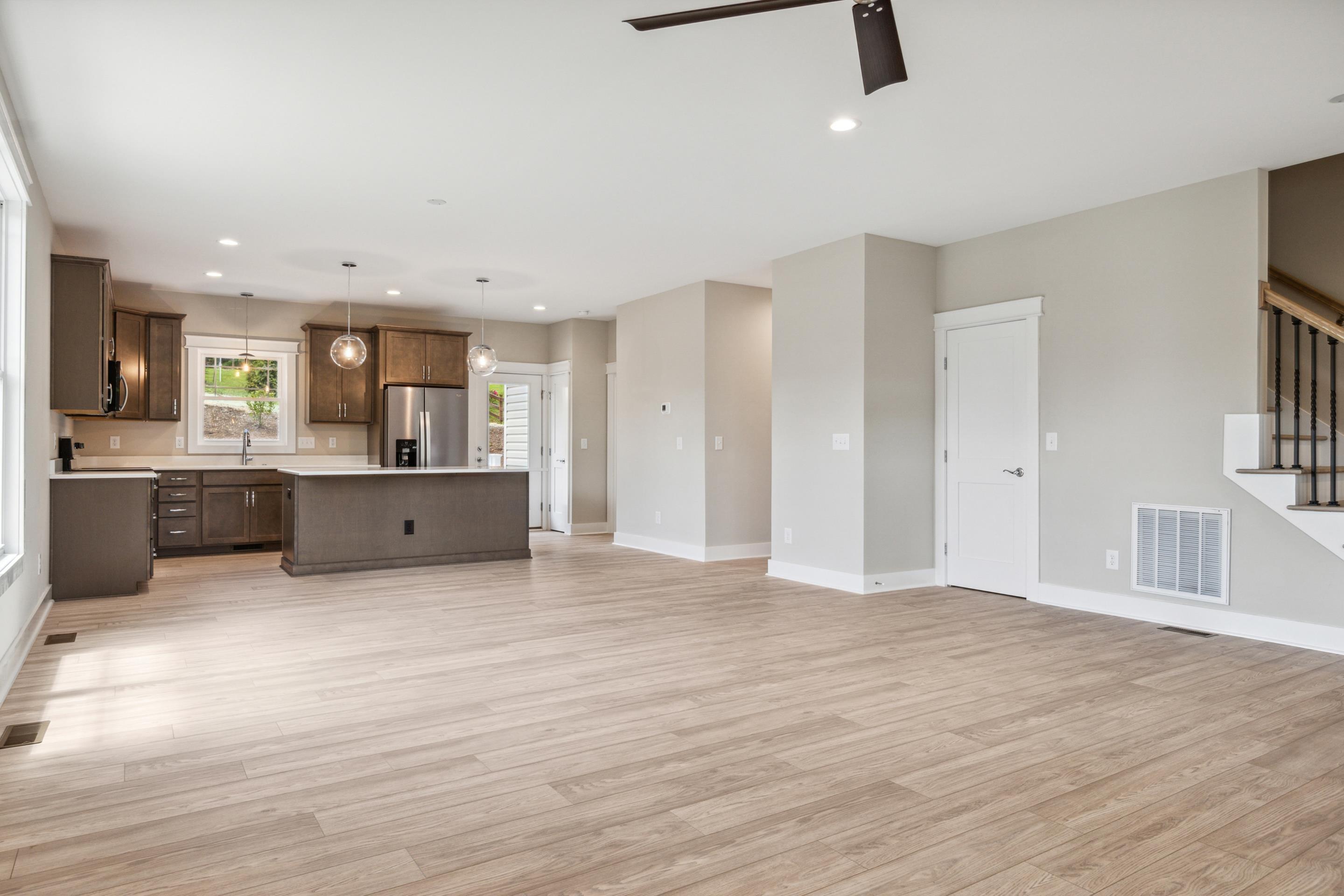 Blacksburg, Virginia, 24060, United States, 4 Bedrooms Bedrooms, ,4 BathroomsBathrooms,Residential,For Sale,1838349