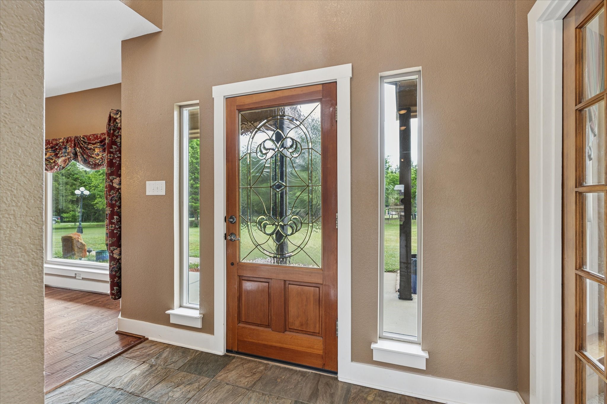 Midlothian, Texas, 76065, United States, 3 Bedrooms Bedrooms, ,4 BathroomsBathrooms,Residential,For Sale,1793428