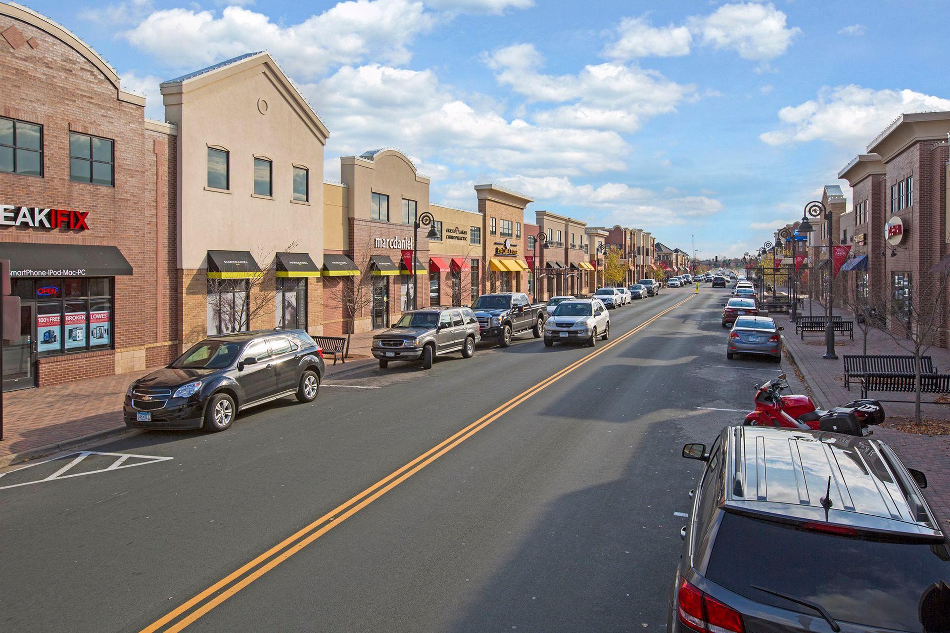 Maple Grove, Minnesota, 55369, United States, 3 Bedrooms Bedrooms, ,3 BathroomsBathrooms,Residential,For Sale,1970604