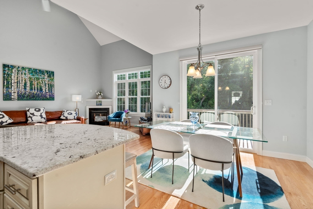 Holliston, Massachusetts, 01746, United States, 2 Bedrooms Bedrooms, ,3 BathroomsBathrooms,Residential,For Sale,1940343