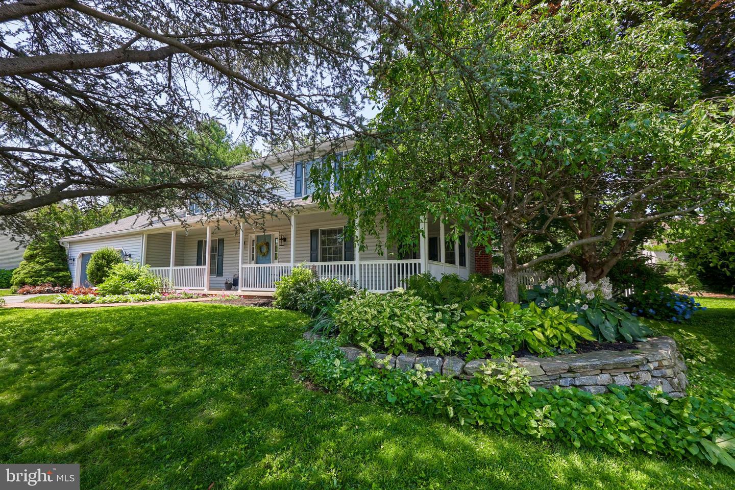 Lancaster, Pennsylvania, 17603, United States, 3 Bedrooms Bedrooms, ,3 BathroomsBathrooms,Residential,For Sale,1964719