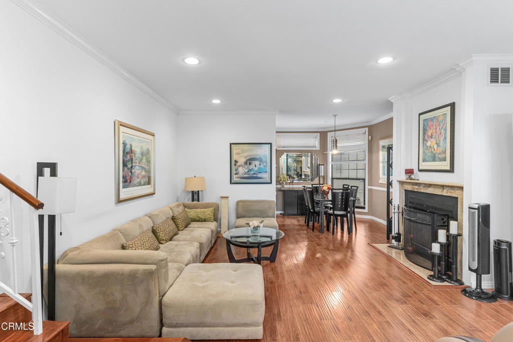 Pasadena, California, 91106, United States, 2 Bedrooms Bedrooms, ,3 BathroomsBathrooms,Residential,For Sale,1913443