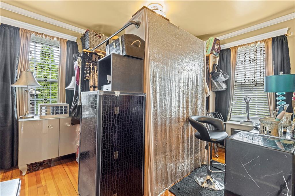 Pawtucket, Rhode Island, 02861, United States, 4 Bedrooms Bedrooms, ,2 BathroomsBathrooms,Residential,For Sale,2006296