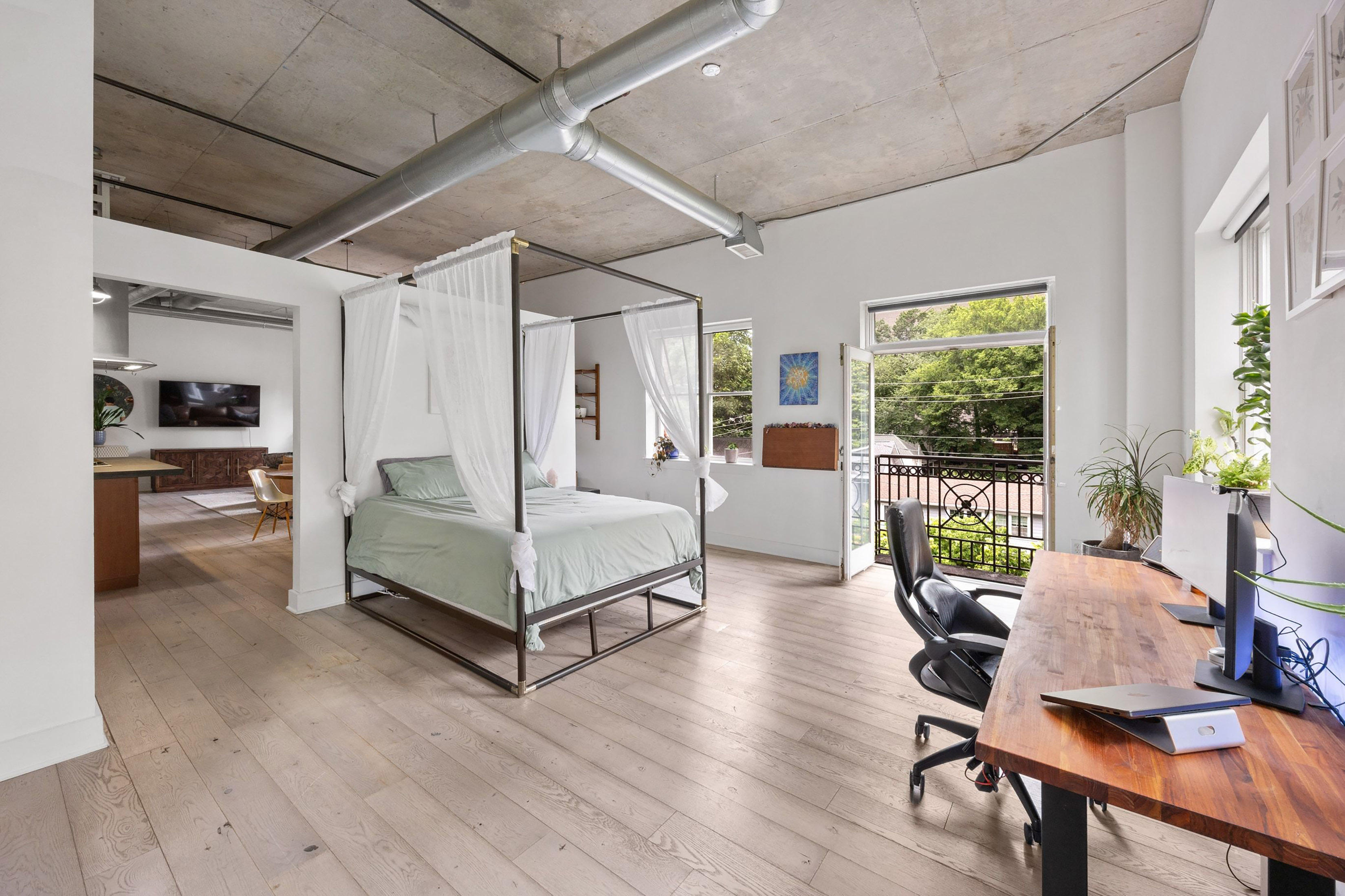  Easy Living Near the Beltine - 物件實景